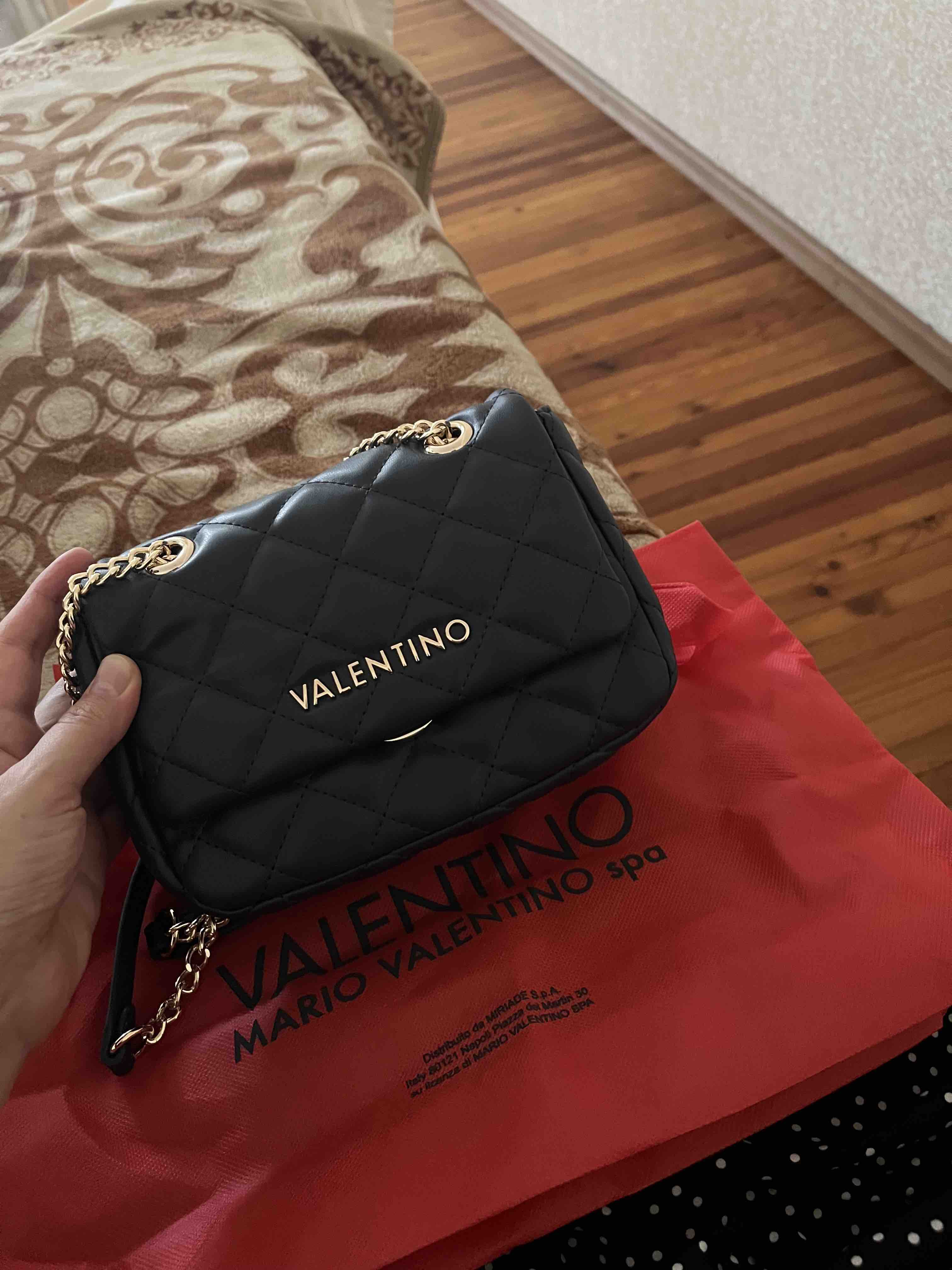 Сумка кросс-боди женская Valentino VBS3KK05 черная - отзывы на маркетплейсе  Мегамаркет