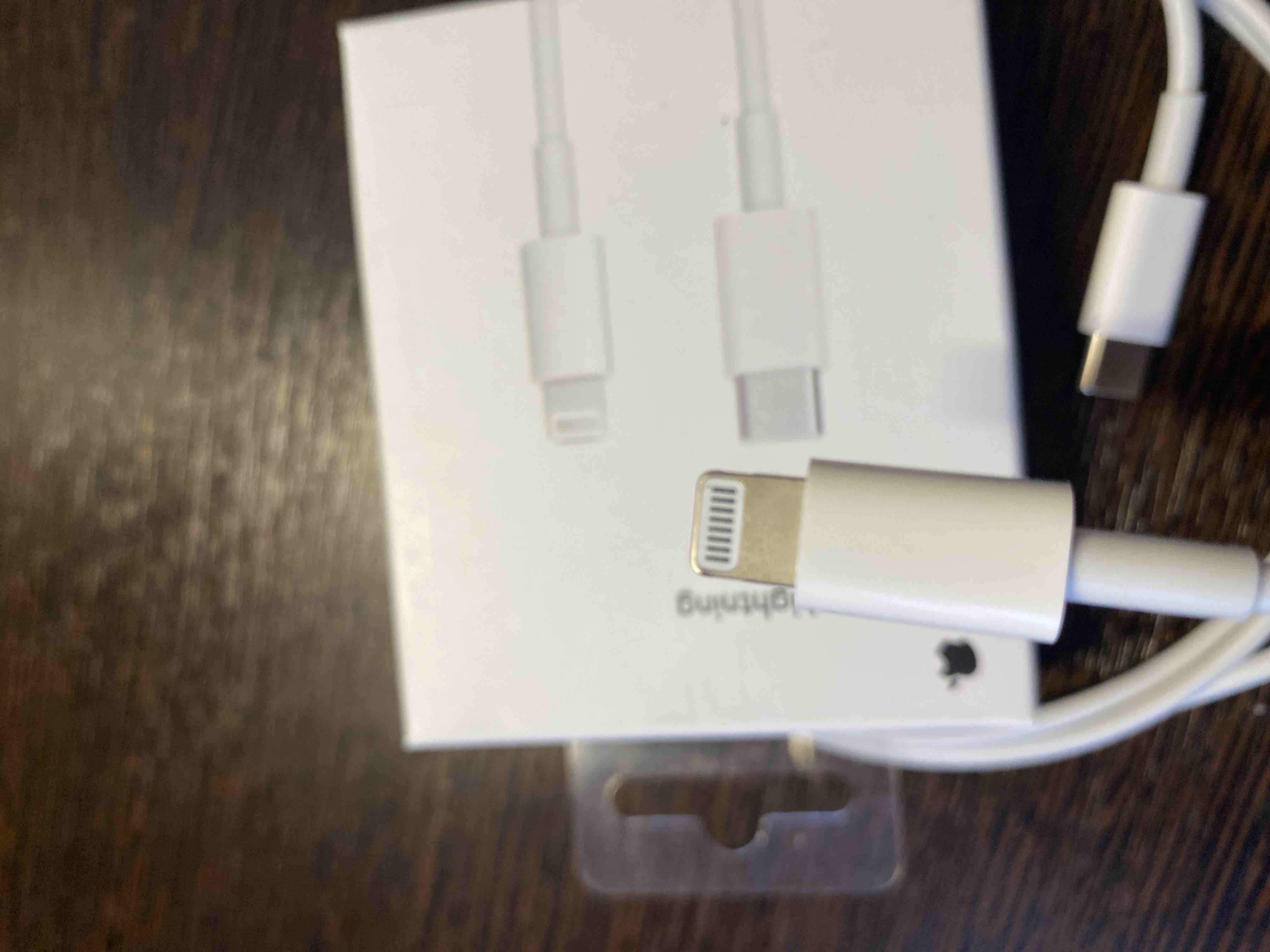 Кабель Apple USB-C to Lightning Cable 1m (MM0A3ZM/A) - отзывы покупателей  на маркетплейсе Мегамаркет | Артикул: 100029544869