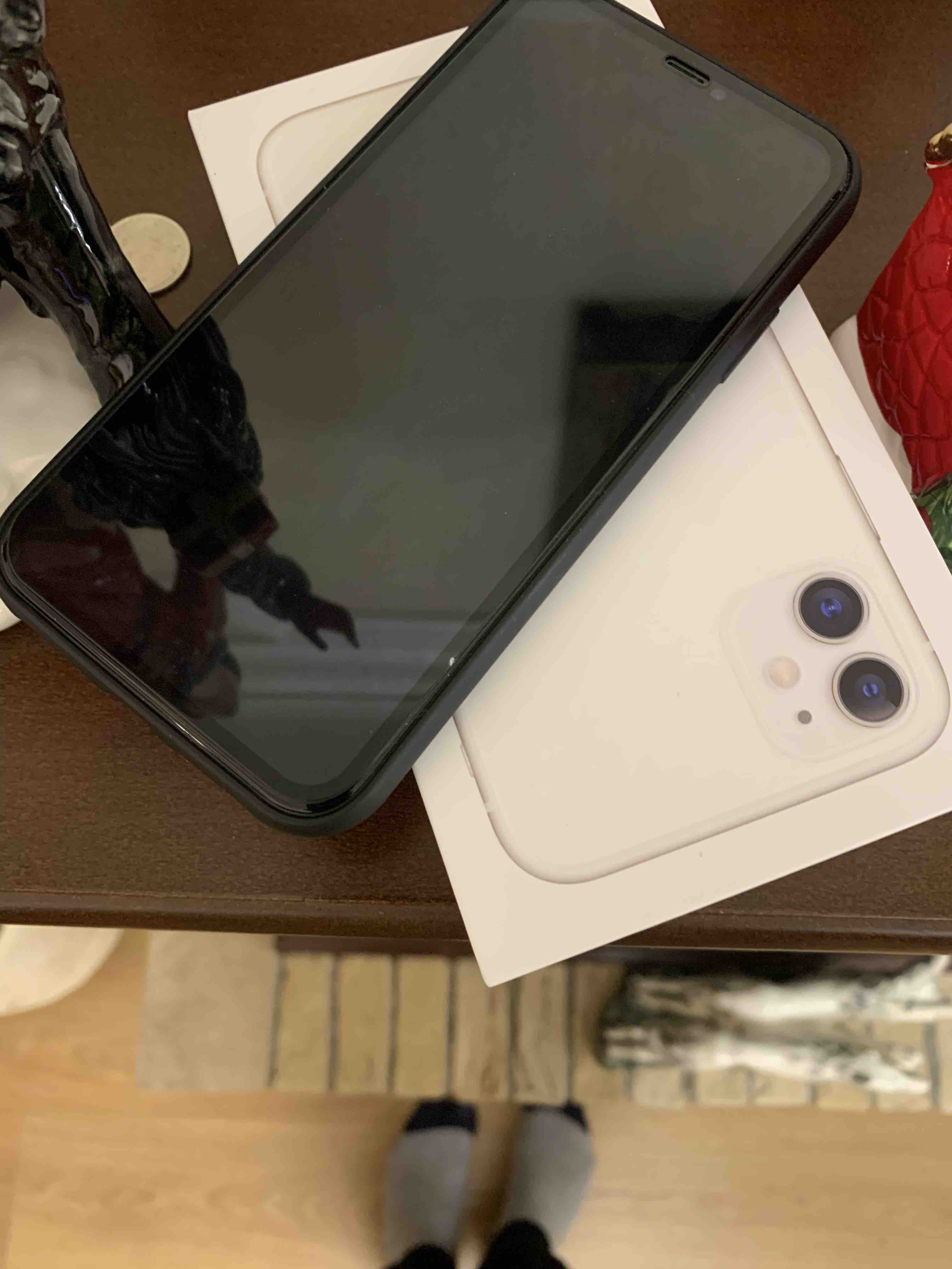 Смартфон Apple iPhone 11 64GB White (MWLU2RU/A) - отзывы покупателей на  Мегамаркет