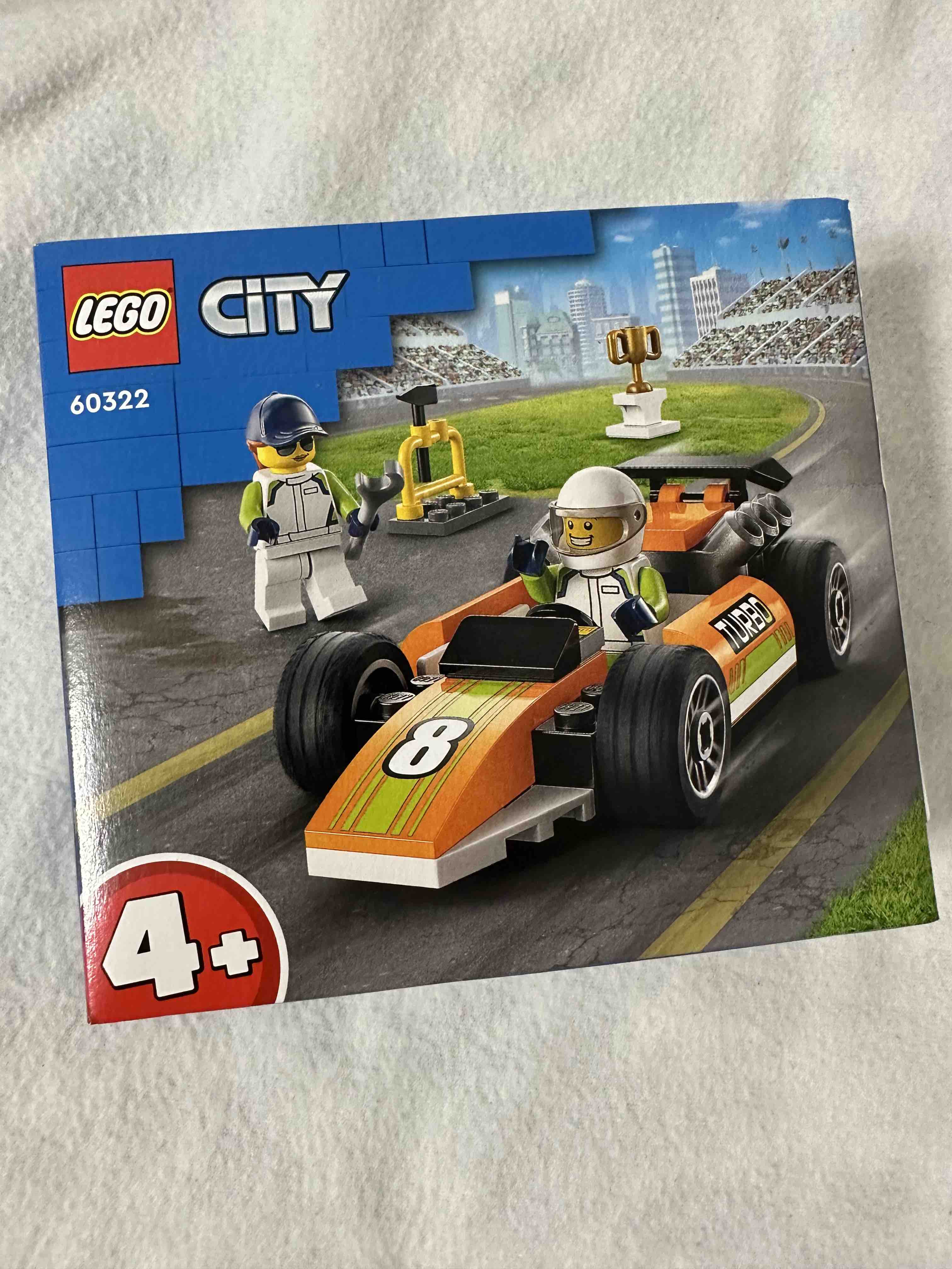 Купить конструктор LEGO City Great Vehicles 60322 Гоночный автомобиль, цены  на Мегамаркет | Артикул: 600009445777