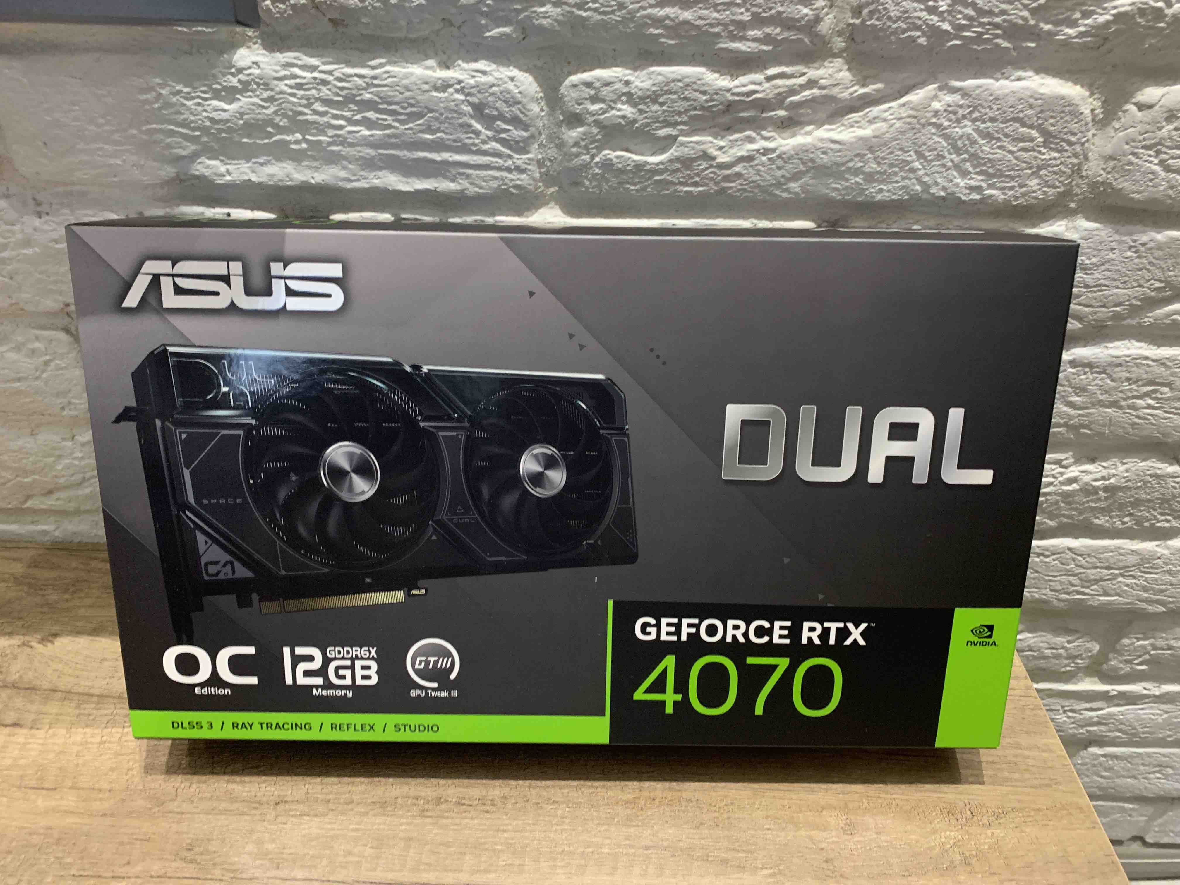 Nvidia geforce rtx 4070 asus 12gb. ASUS 4070 Dual. 4070 Dual. РТХ 4070 дуал.