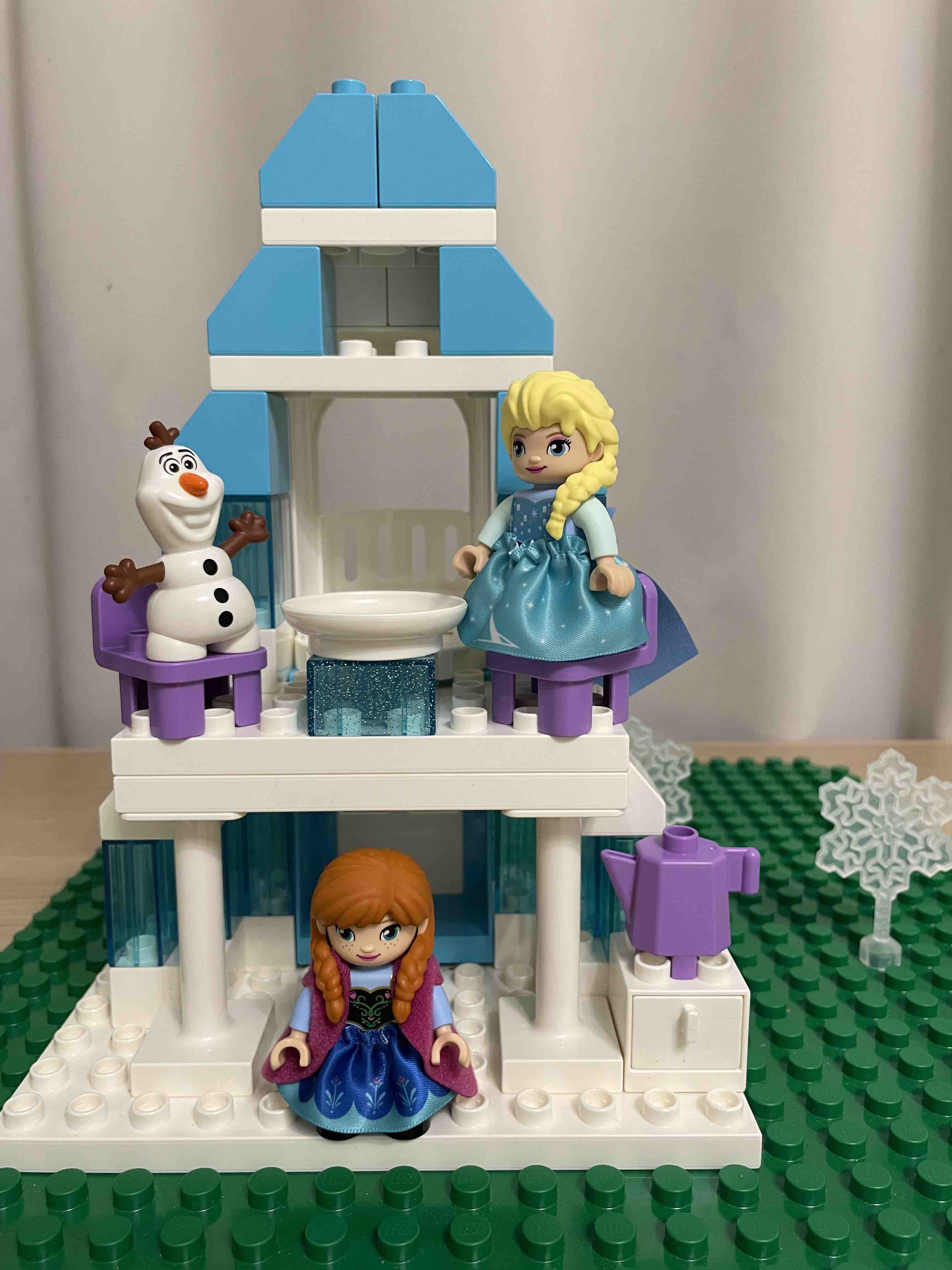 Отзывы о конструктор LEGO Duplo Princess 10899 Ледяной замок - отзывы  покупателей на Мегамаркет | конструкторы LEGO 10899 - 100024881760