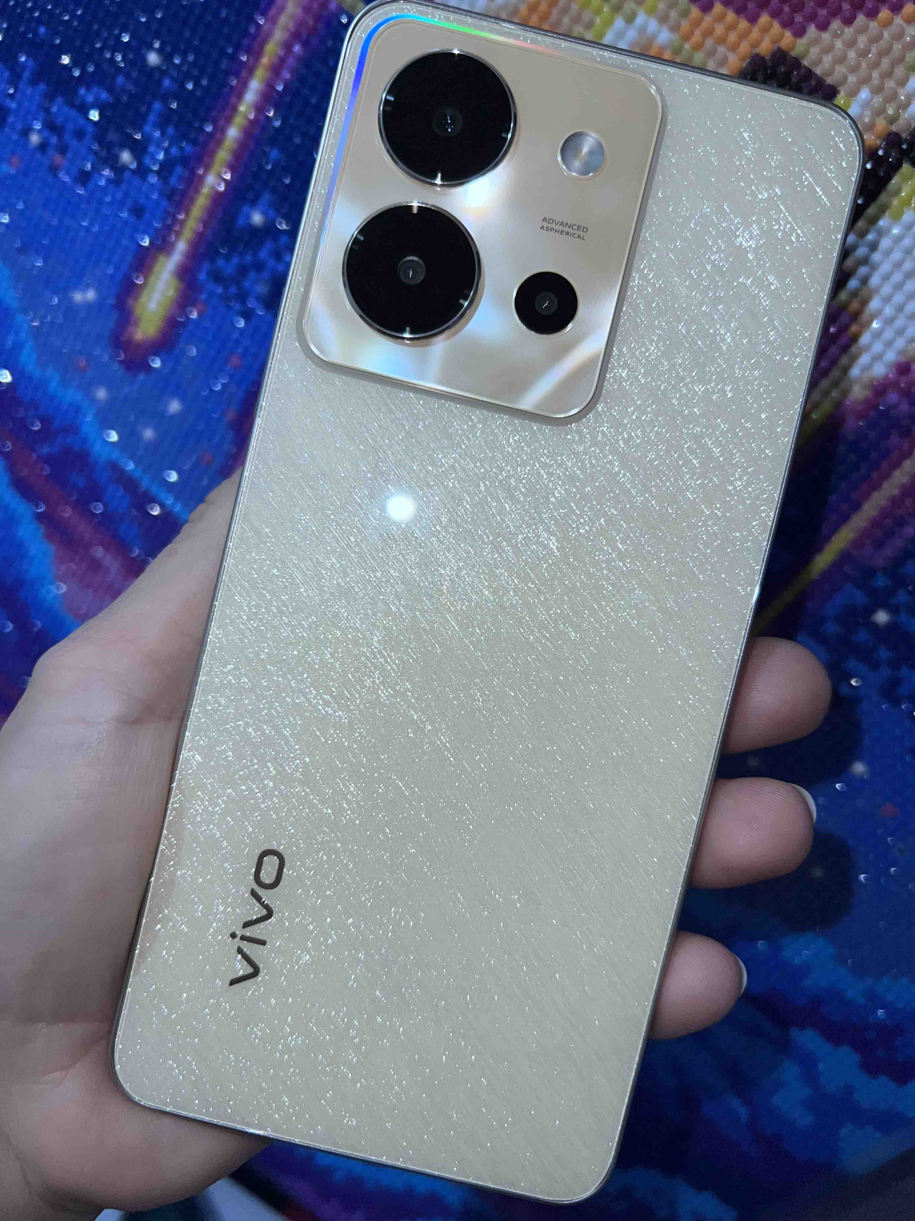 Смартфон Vivo Y36 8/256GB Мерцающее золото, купить в Москве, цены в  интернет-магазинах на Мегамаркет