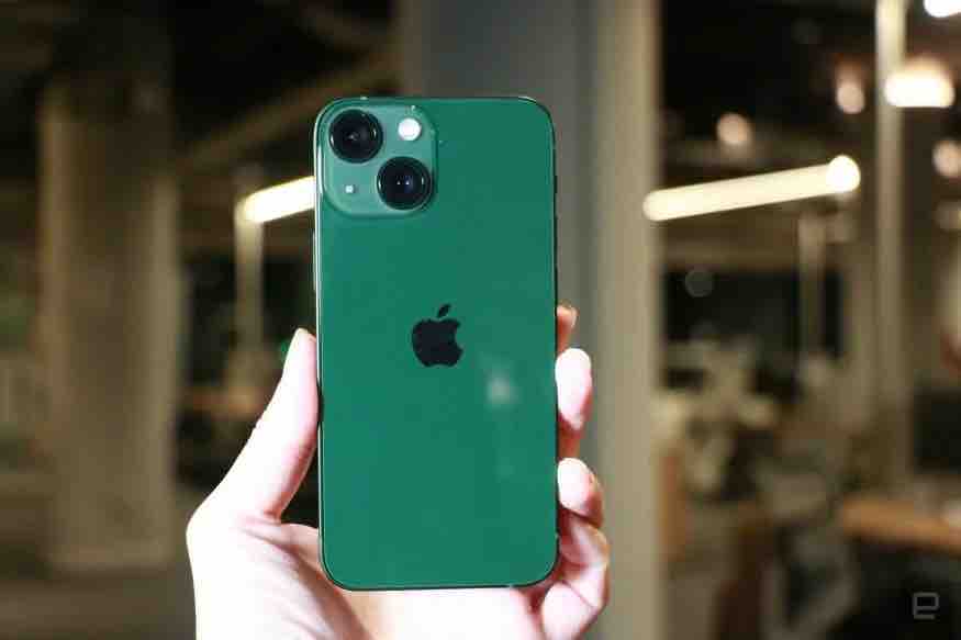 Смартфон apple iphone 13 зеленый. Iphone 13 Green. Iphone 13 Mini Green. Apple iphone 13 128 ГБ зеленый. Apple iphone 13 Pro Green.