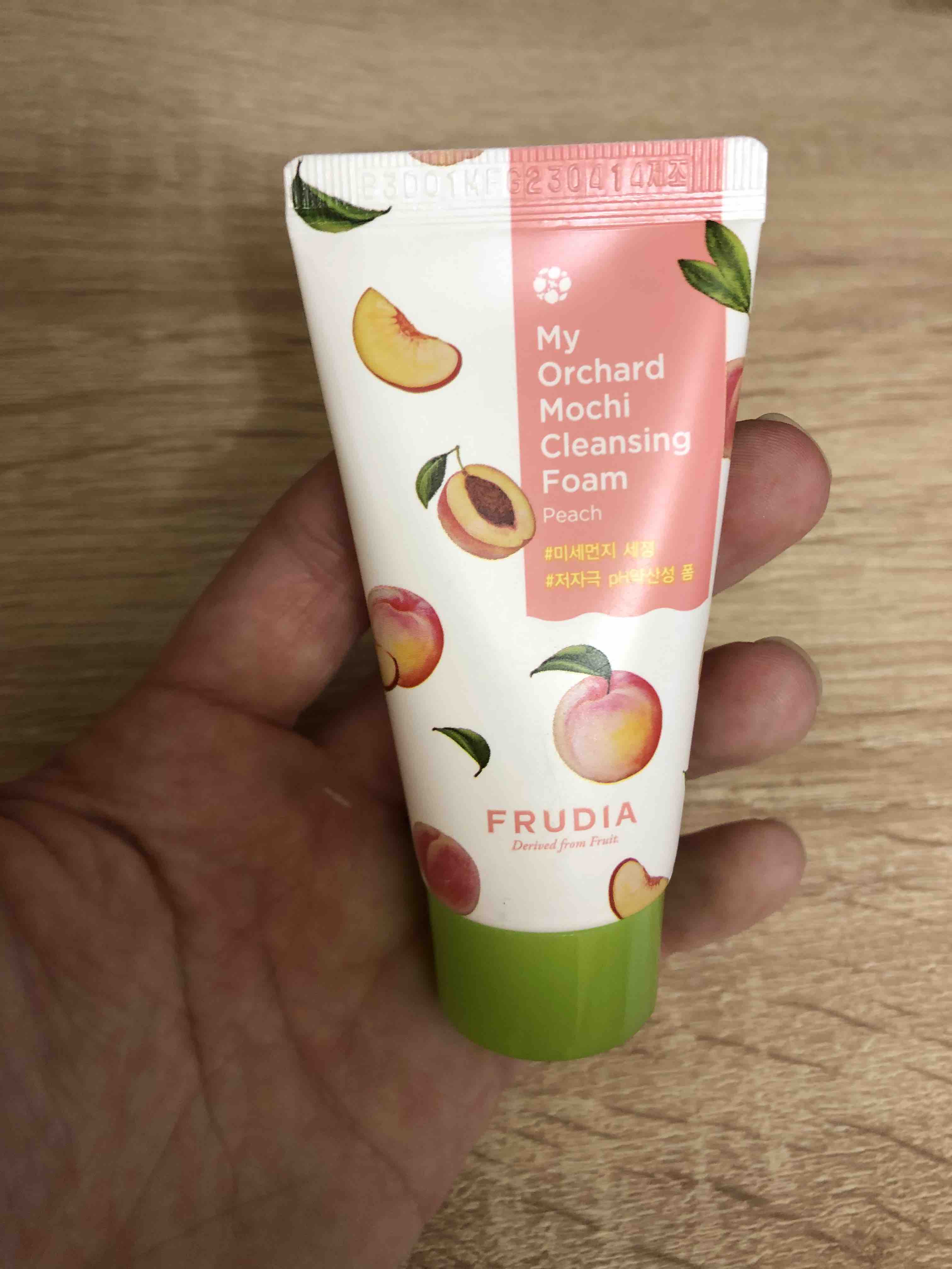 Пенка-моти очищающая c персиком мини Frudia My Orchard Peach Mochi  Cleansing Foam mini - отзывы покупателей на Мегамаркет | гель для лица 110