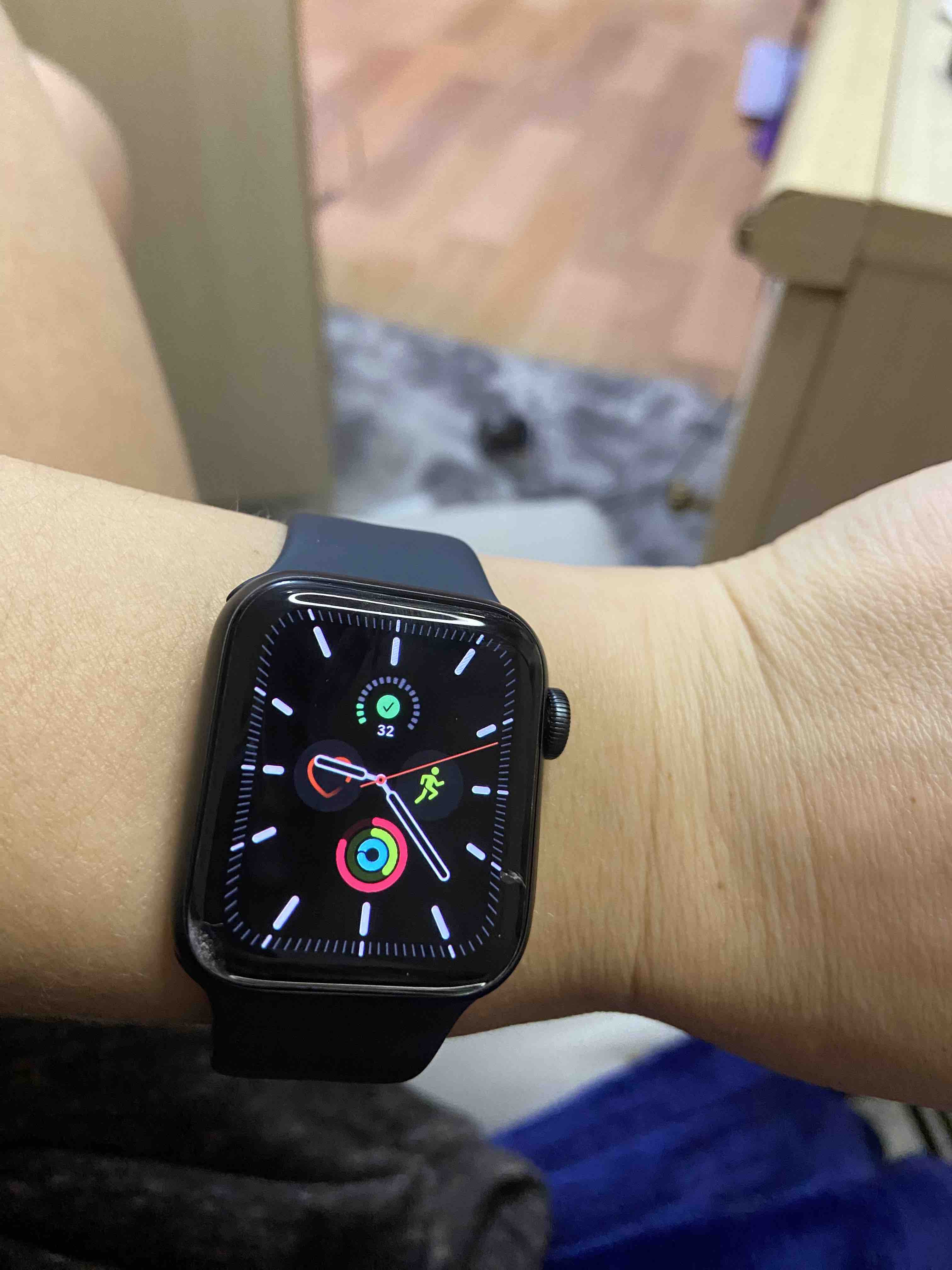 Apple Watch SE GPS 40mm Space Grey Aluminum Case with Midnight Sport Band -  отзывы покупателей на маркетплейсе Мегамаркет | Артикул: 100042725691