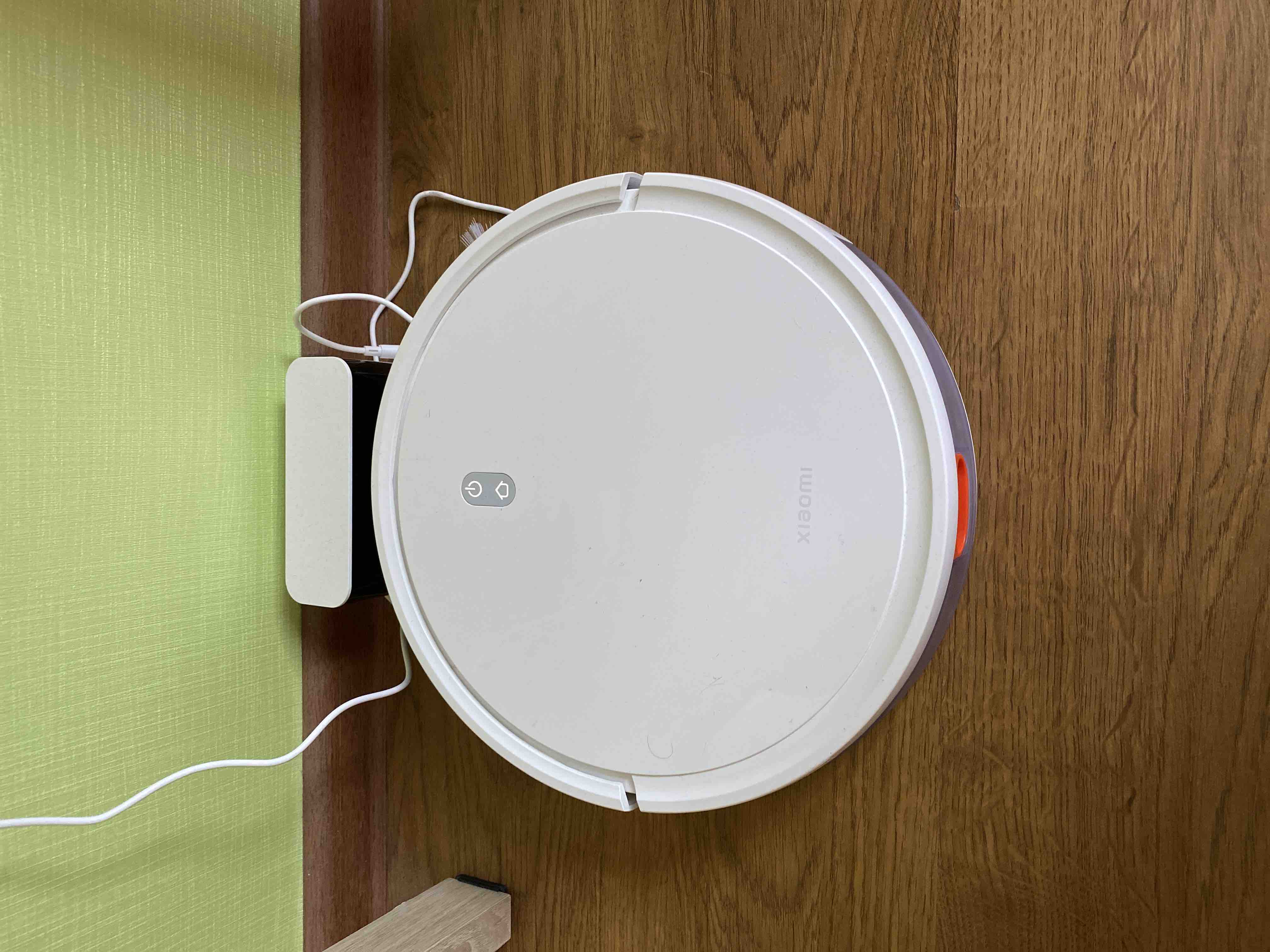 Робот-пылесос Xiaomi Robot Vacuum E10 EU белый - отзывы покупателей на  маркетплейсе Мегамаркет | Артикул: 600011547614