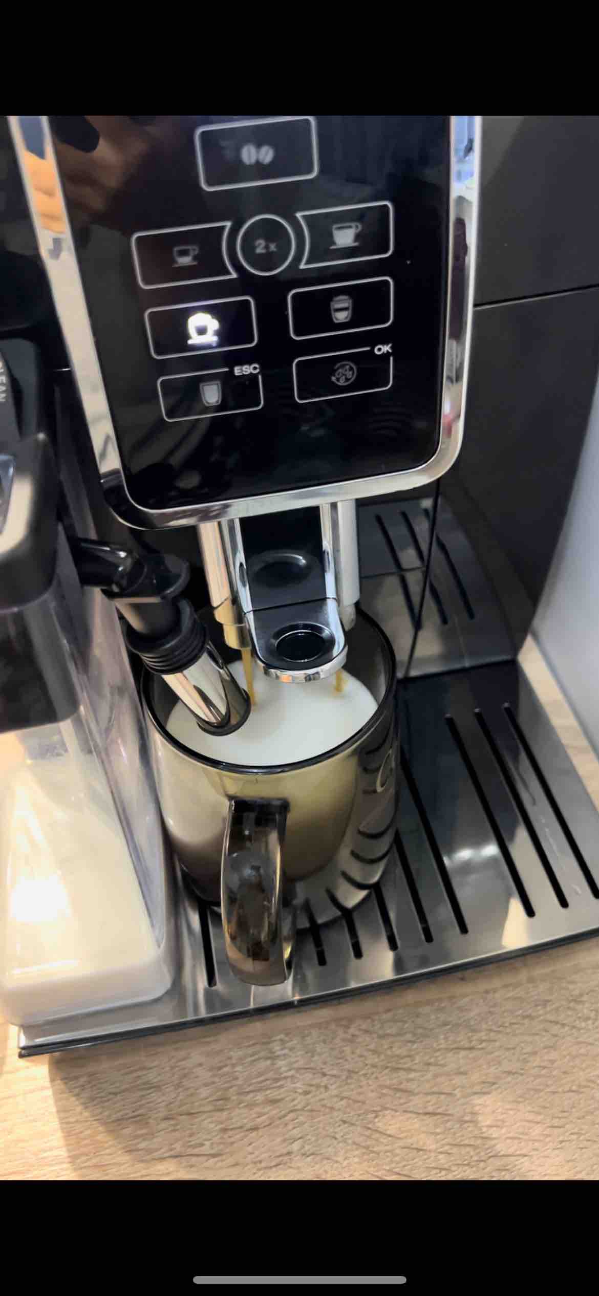 Кофемашина автоматическая Delonghi ECAM350.50.B - отзывы покупателей на  маркетплейсе Мегамаркет | Артикул: 100031169627