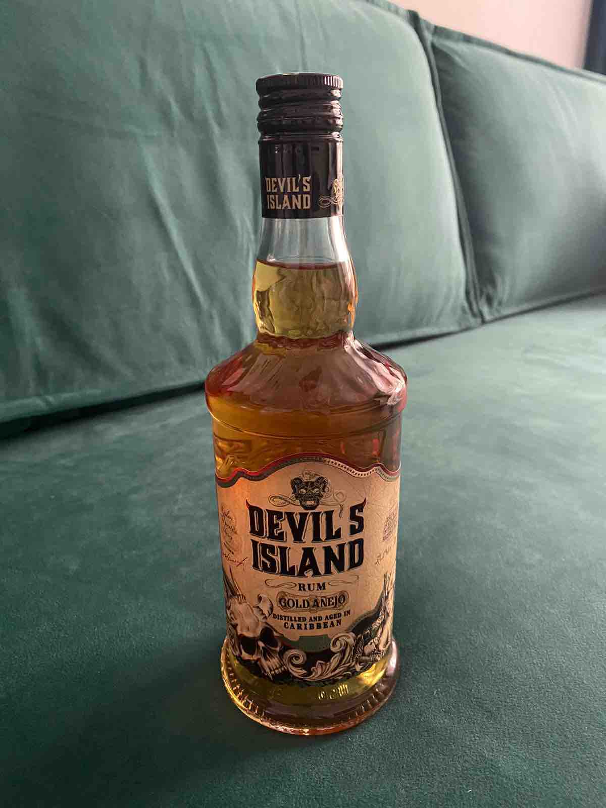 Devils island dark