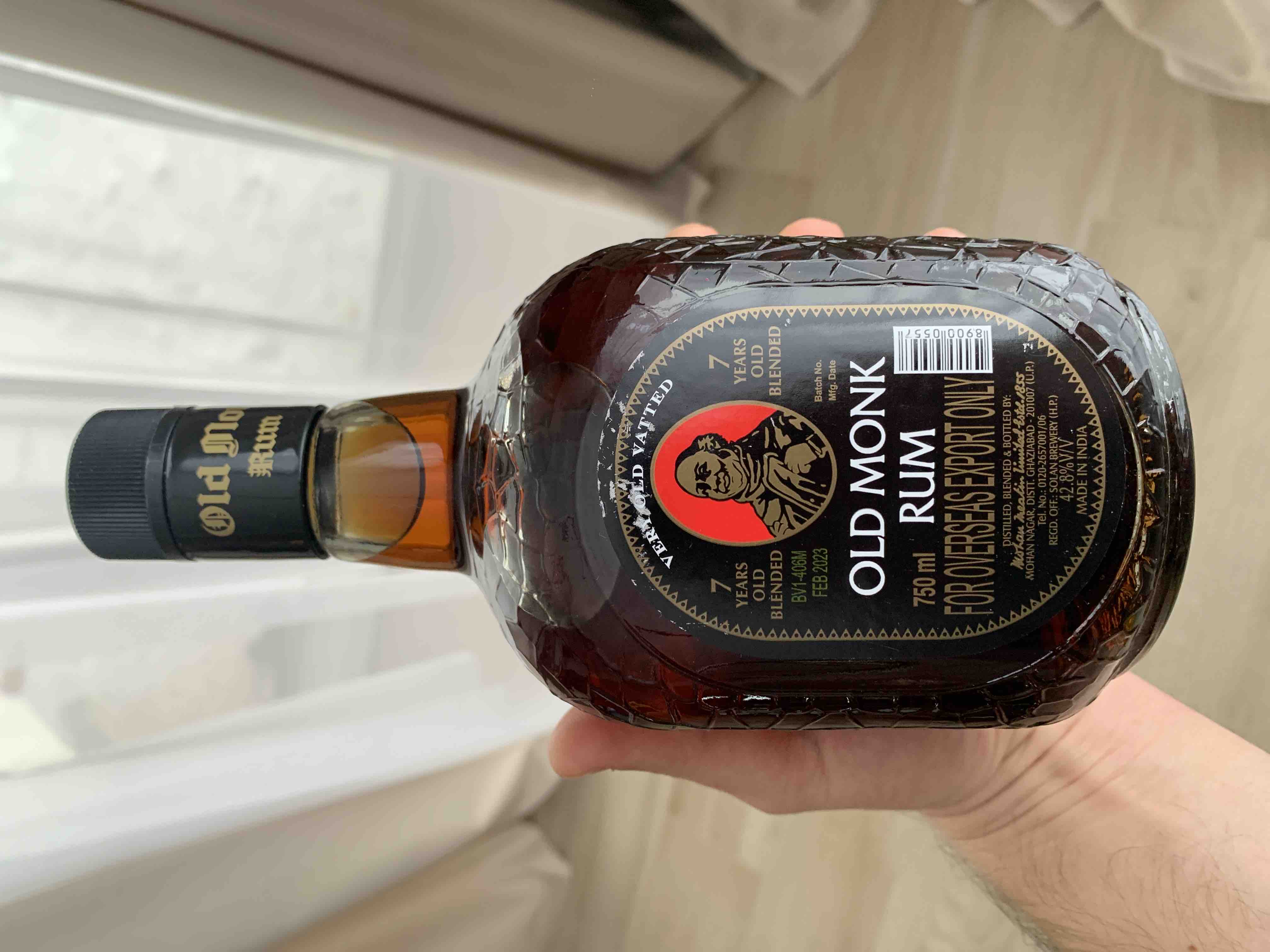 Ром индия old monk. Ром old Monk 7 years old, 0.75 л. Олд Монк Ром. Ром Олд Монк 0.75л. Ром Олд Монк 7 лет.