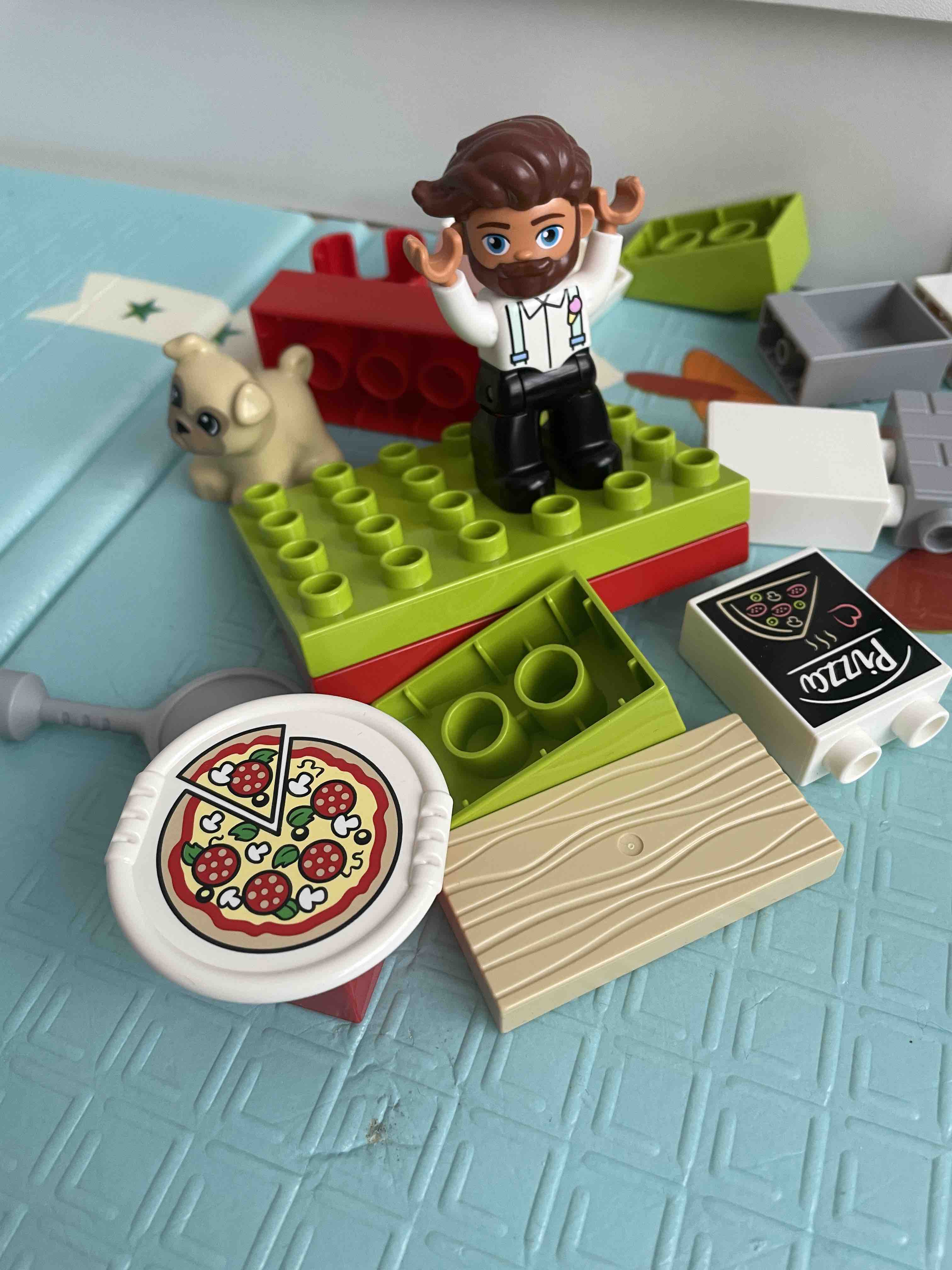 Duplo cheap town pizzeria