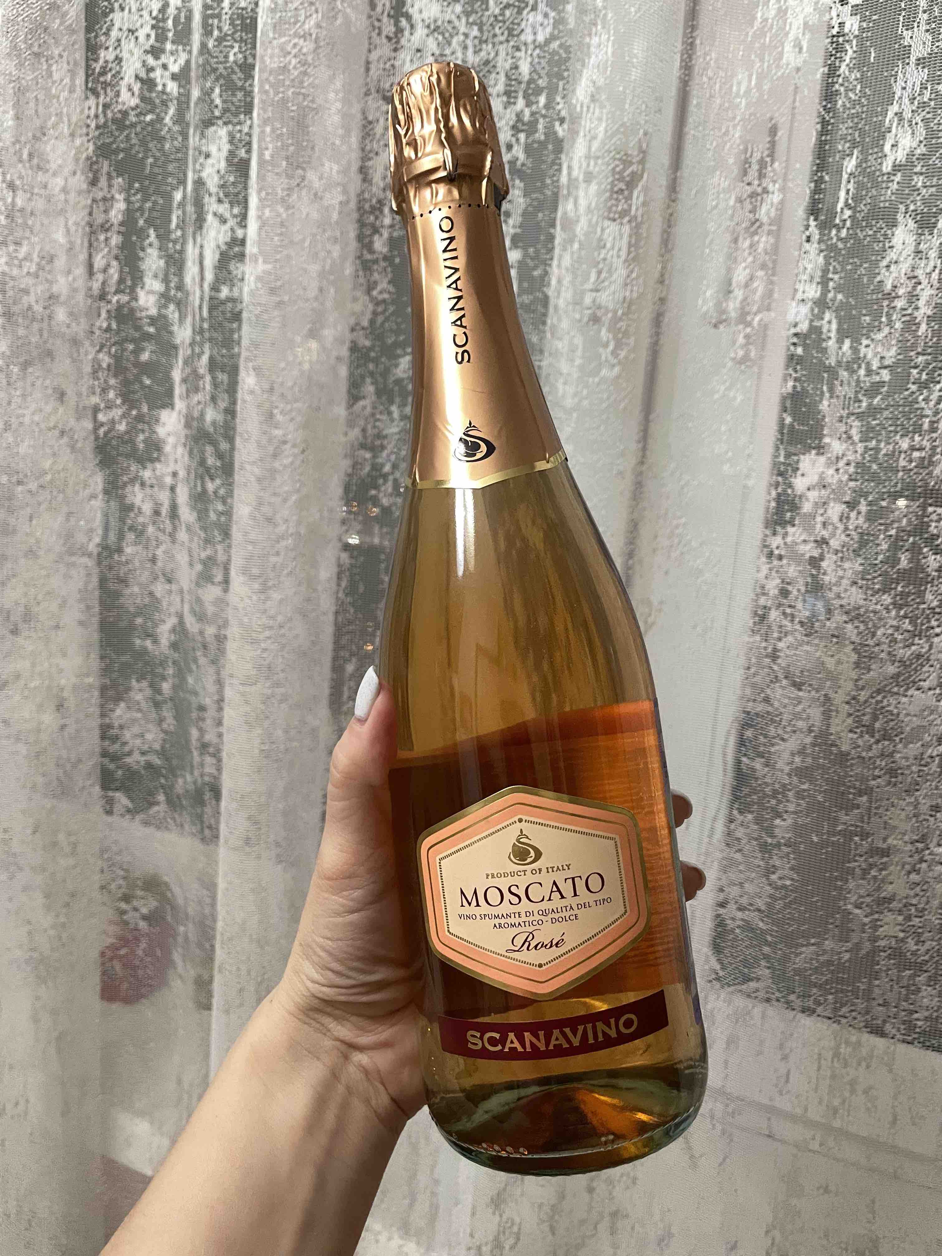 Вино игристое Scanavino Moscato Rose розовое сладкое 0,75 л - отзывы  покупателей на маркетплейсе Мегамаркет | Артикул: 100027346754