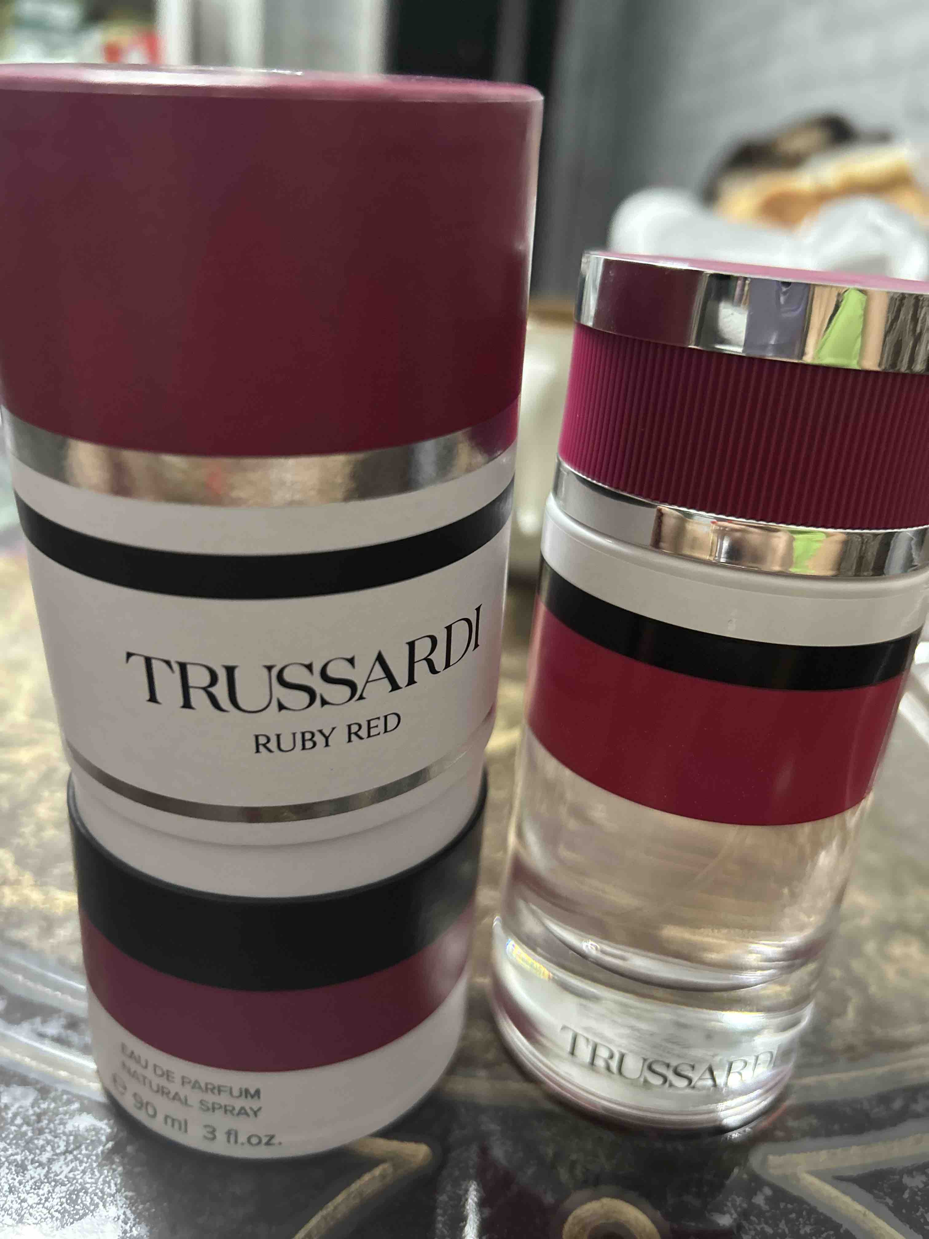 Парфюмированная вода Женская Trussardi Ruby Red 30мл - отзывы покупателей  на Мегамаркет | женская парфюмерия 00000128029