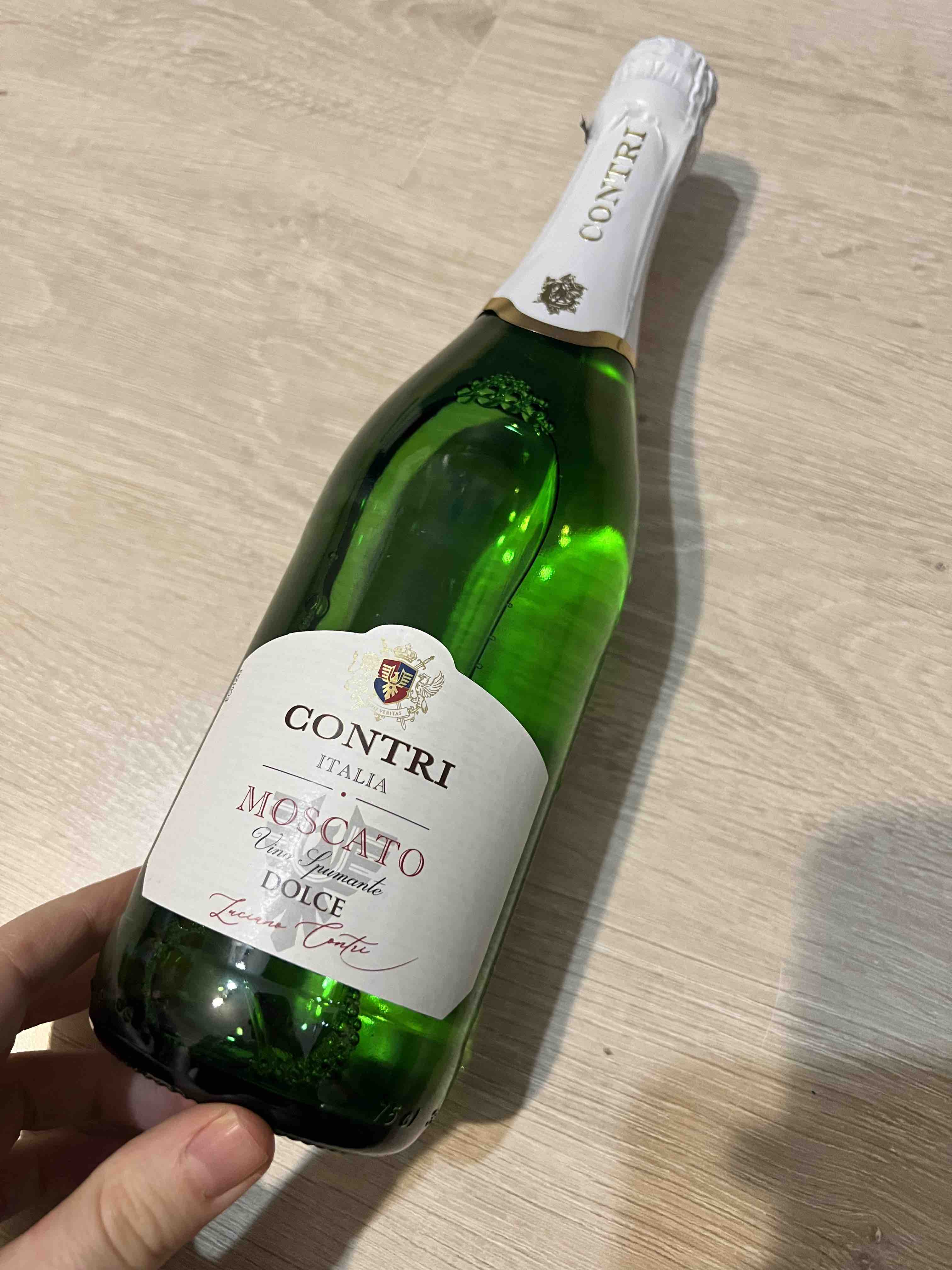 Вино игристое Contri Moscato Spumante белое сладкое 0,75 л - отзывы  покупателей на маркетплейсе Мегамаркет | Артикул: 100046622032