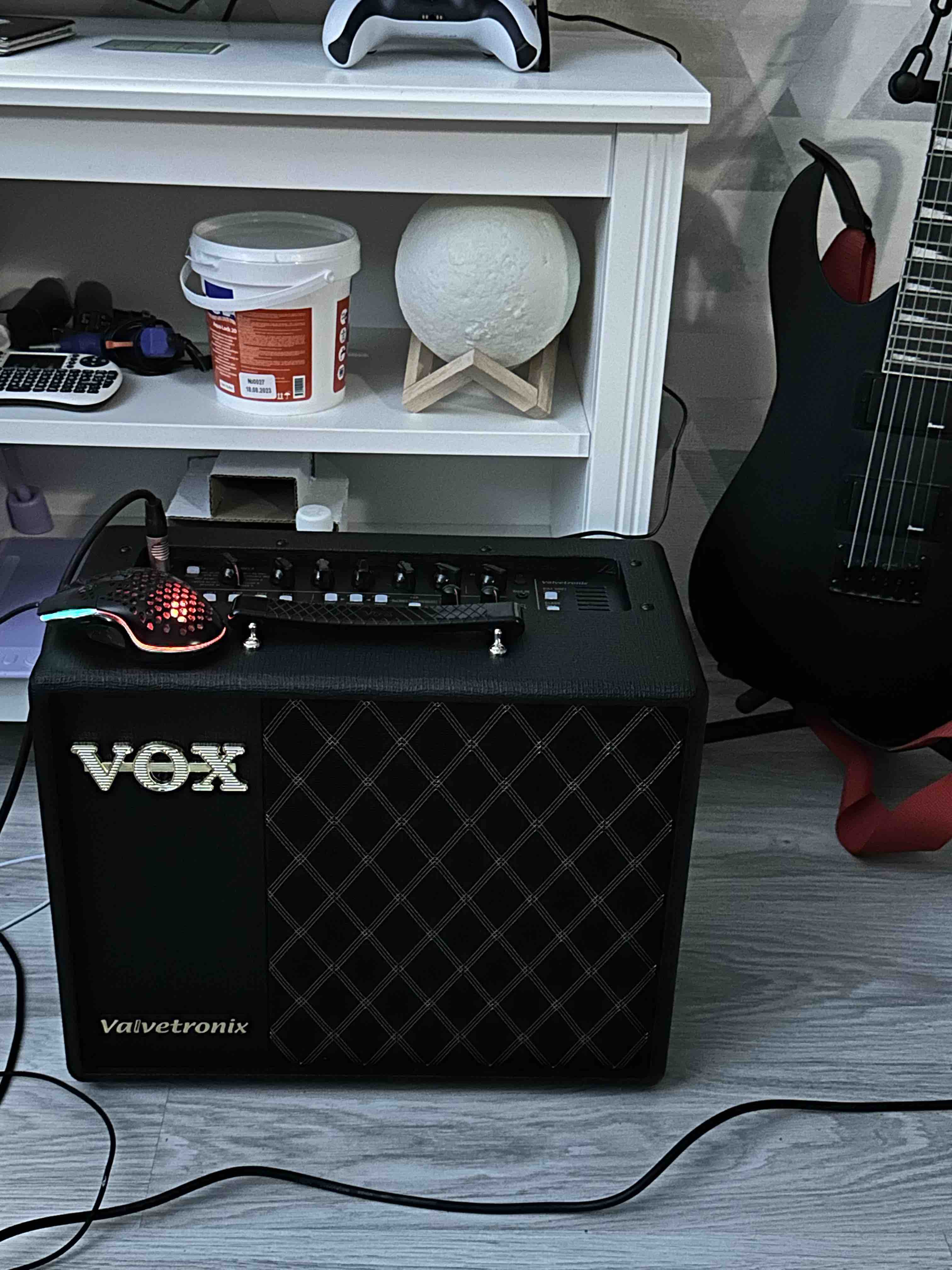 Комбоусилитель для электрогитары VOX VT20X - отзывы покупателей на  маркетплейсе Мегамаркет | Артикул: 100027491980