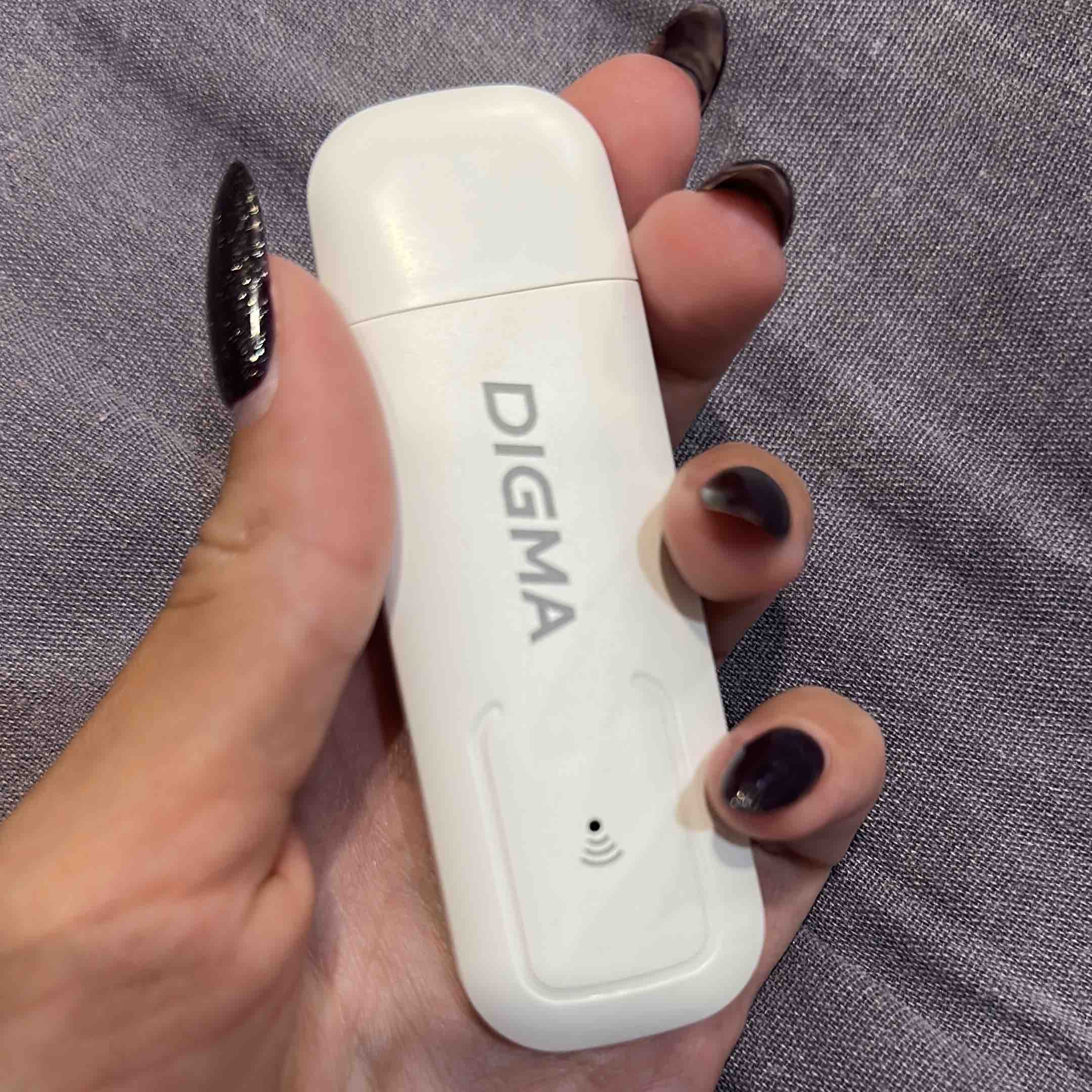 Модем 3G/4G Digma Dongle Wi-Fi DW1960 USB Wi-Fi Firewall +Router внешний  белый - отзывы покупателей на маркетплейсе Мегамаркет | Артикул:  600012818482