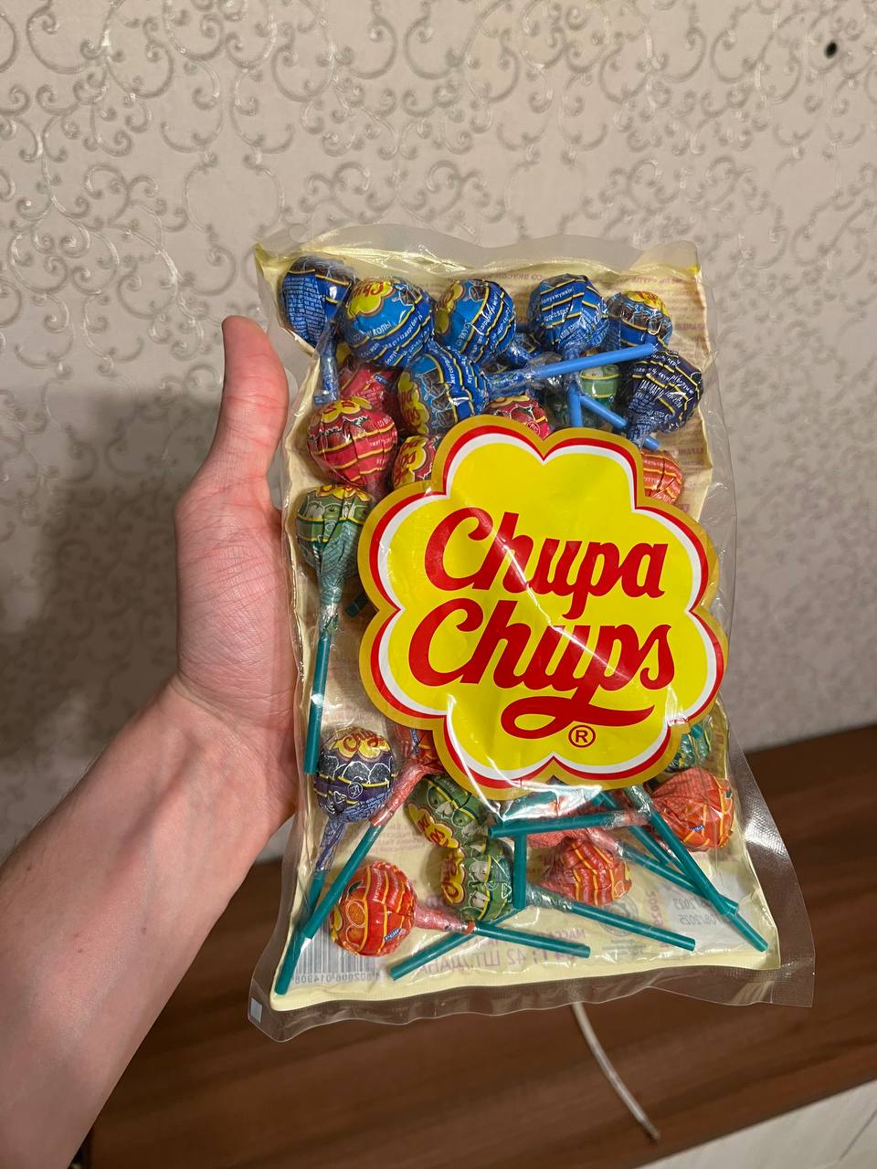 Карамель Chupa Chups фруктовая и со вкусом колы 504 г - отзывы покупателей  на маркетплейсе Мегамаркет | Артикул: 600008816189