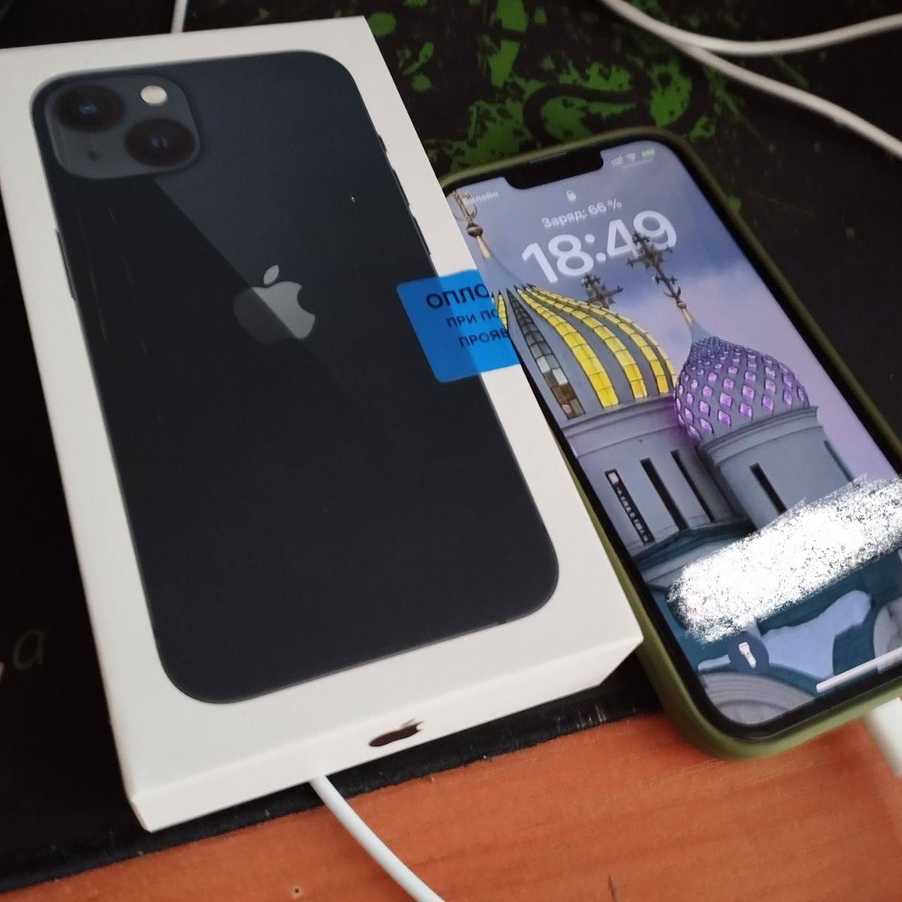 Смартфон Apple iPhone 13 256GB Midnight - отзывы покупателей на  маркетплейсе Мегамаркет | Артикул: 100033042555