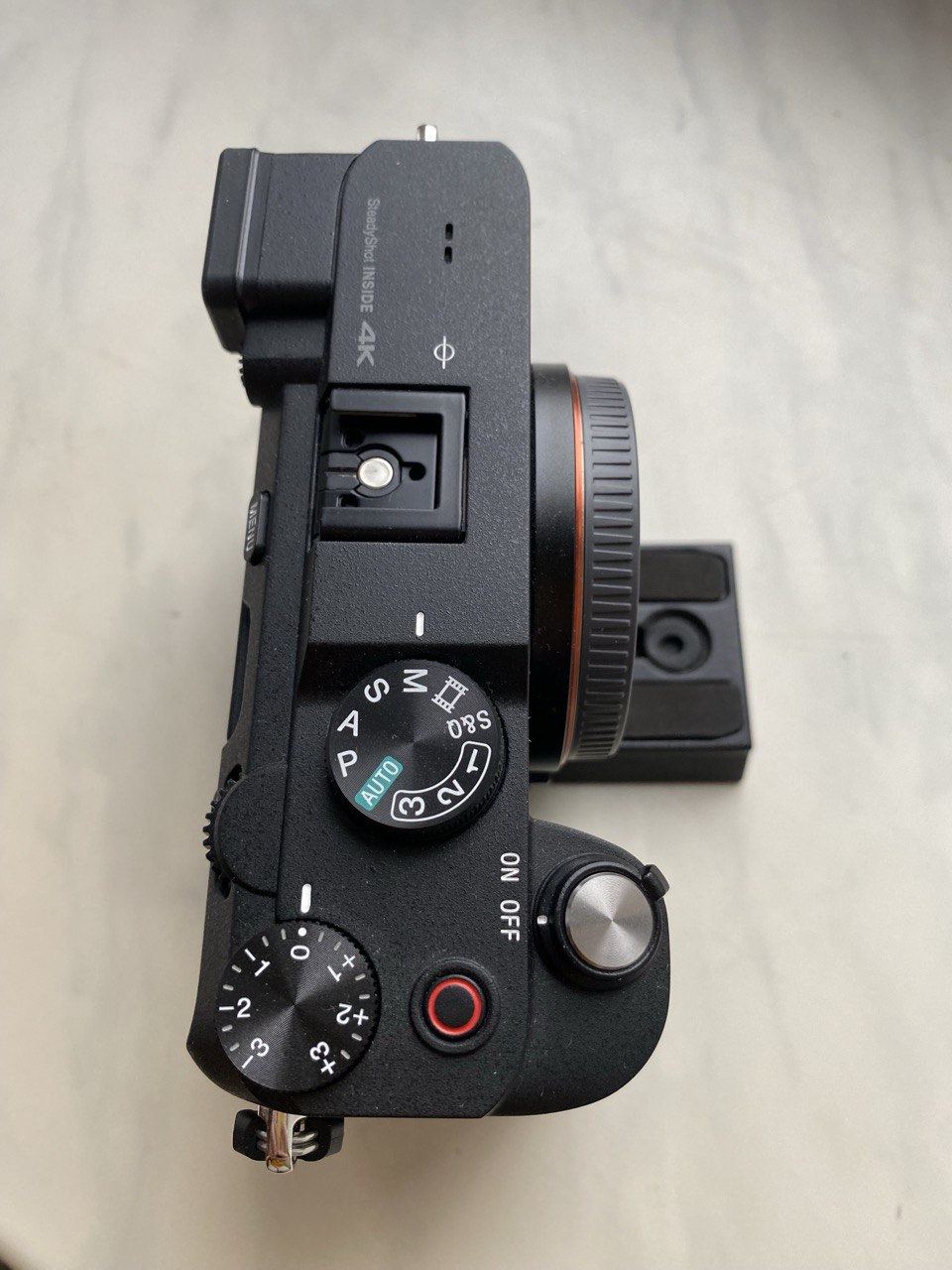 Фотоаппарат системный Sony Alpha 7C Body Black, купить в Москве, цены в  интернет-магазинах на Мегамаркет