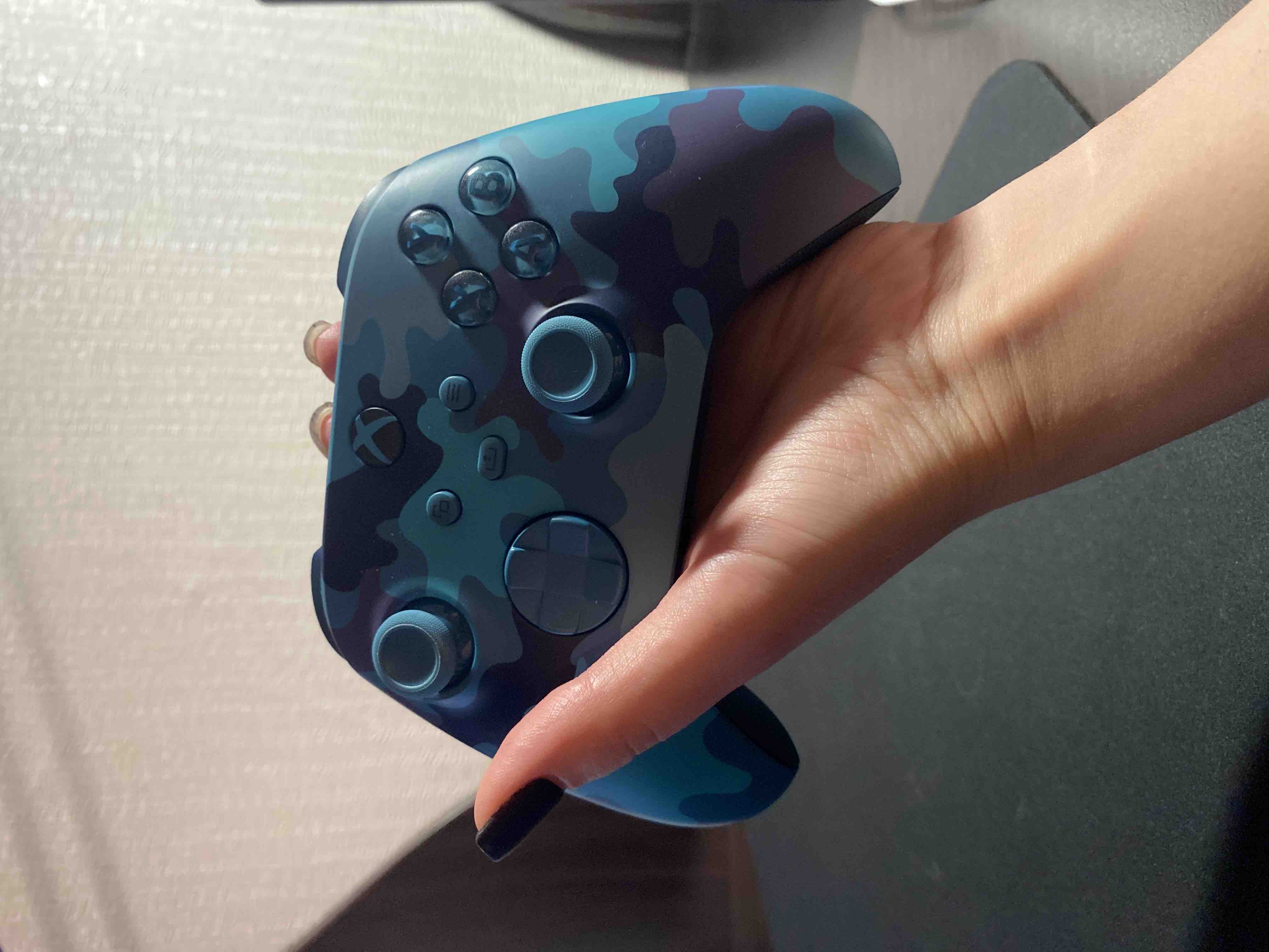 Геймпад Microsoft Xbox Series X|S Wireless Controller Mineral Camo (синий  камуфляж), купить в Москве, цены в интернет-магазинах на Мегамаркет