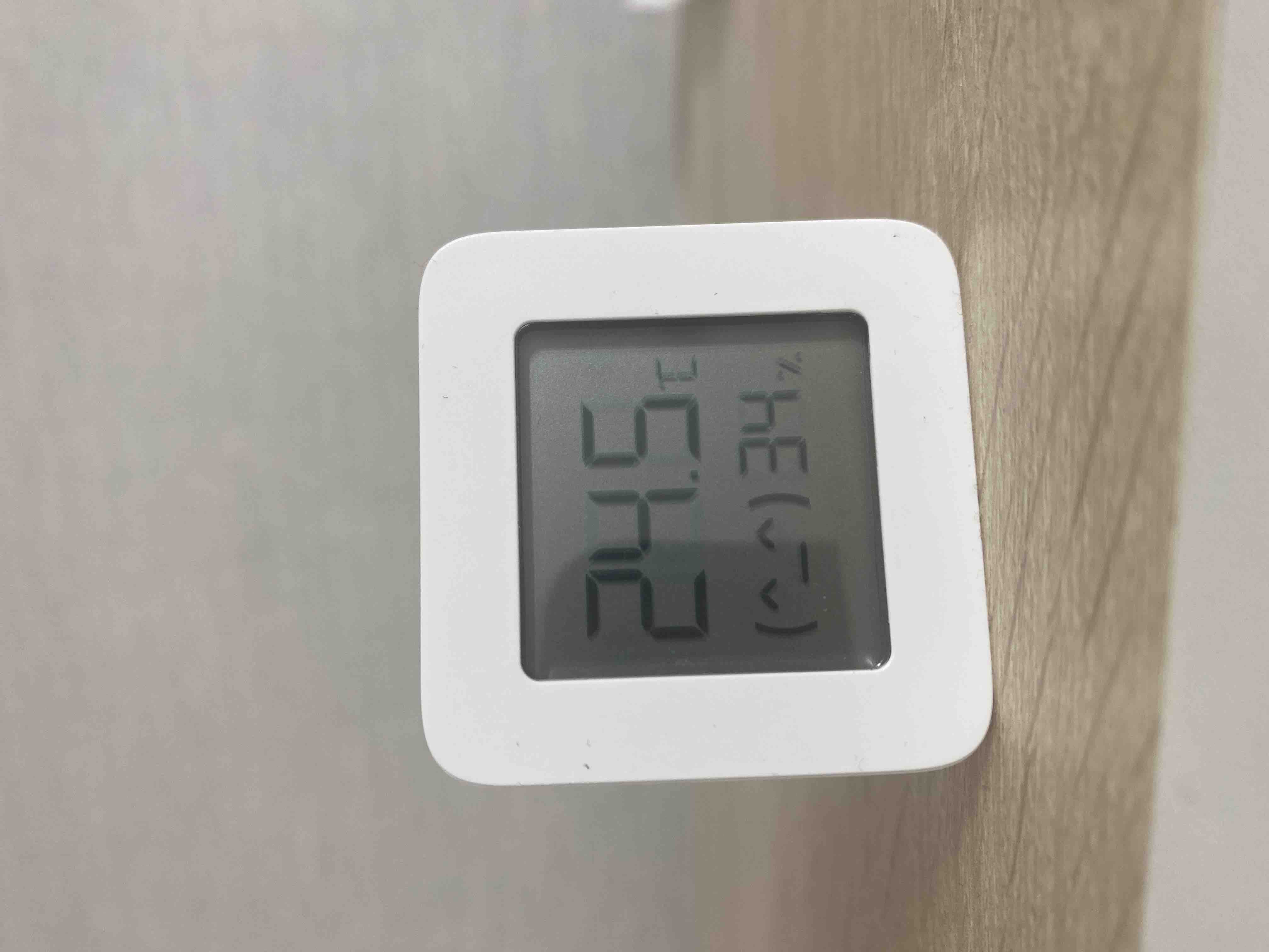 Xiaomi temperature humidity monitor. Xiaomi temperature humidity monitor