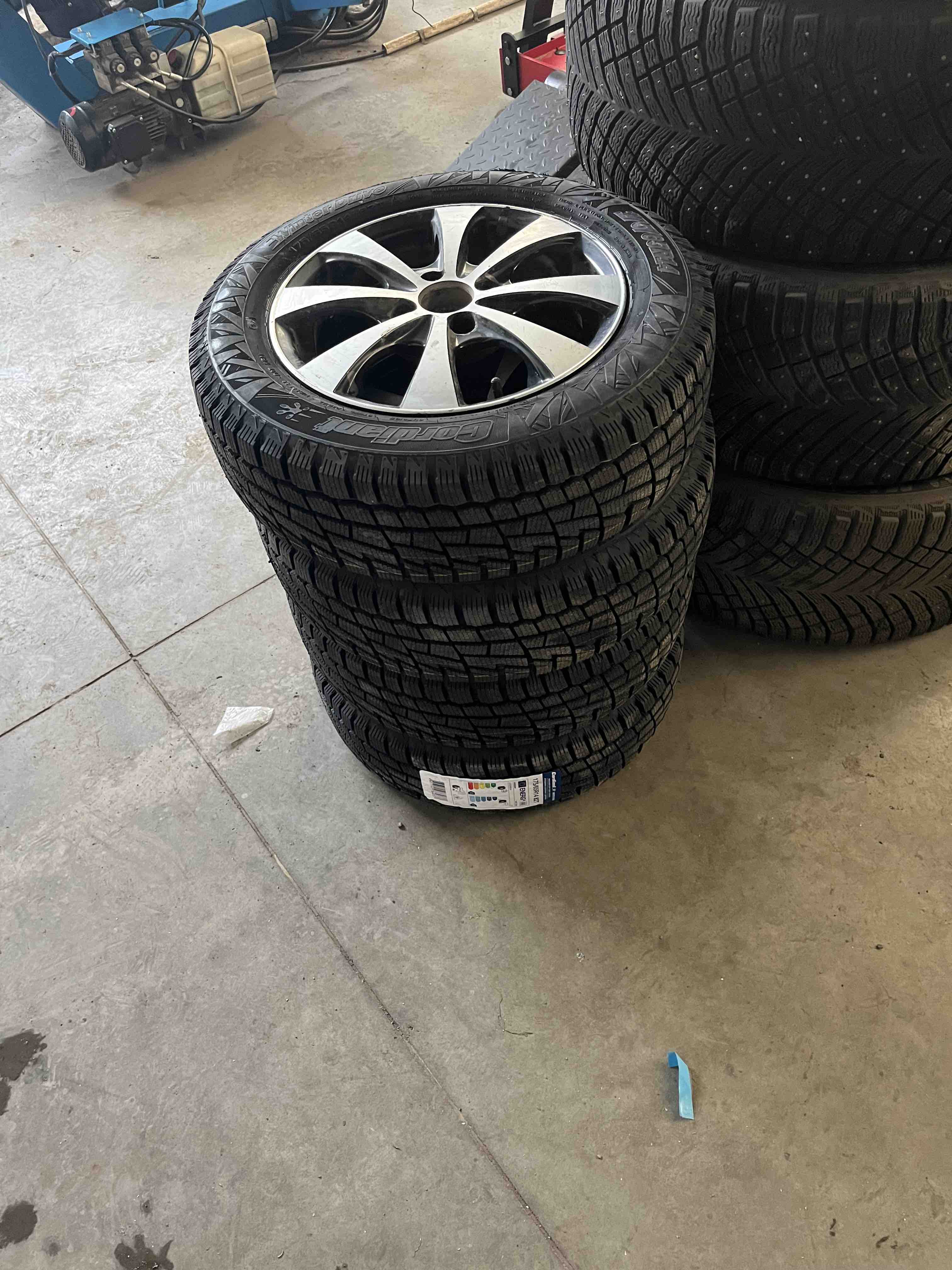 Шины Cordiant Winter Drive 175/65 R14 82T - отзывы покупателей на  Мегамаркет | 100020529328