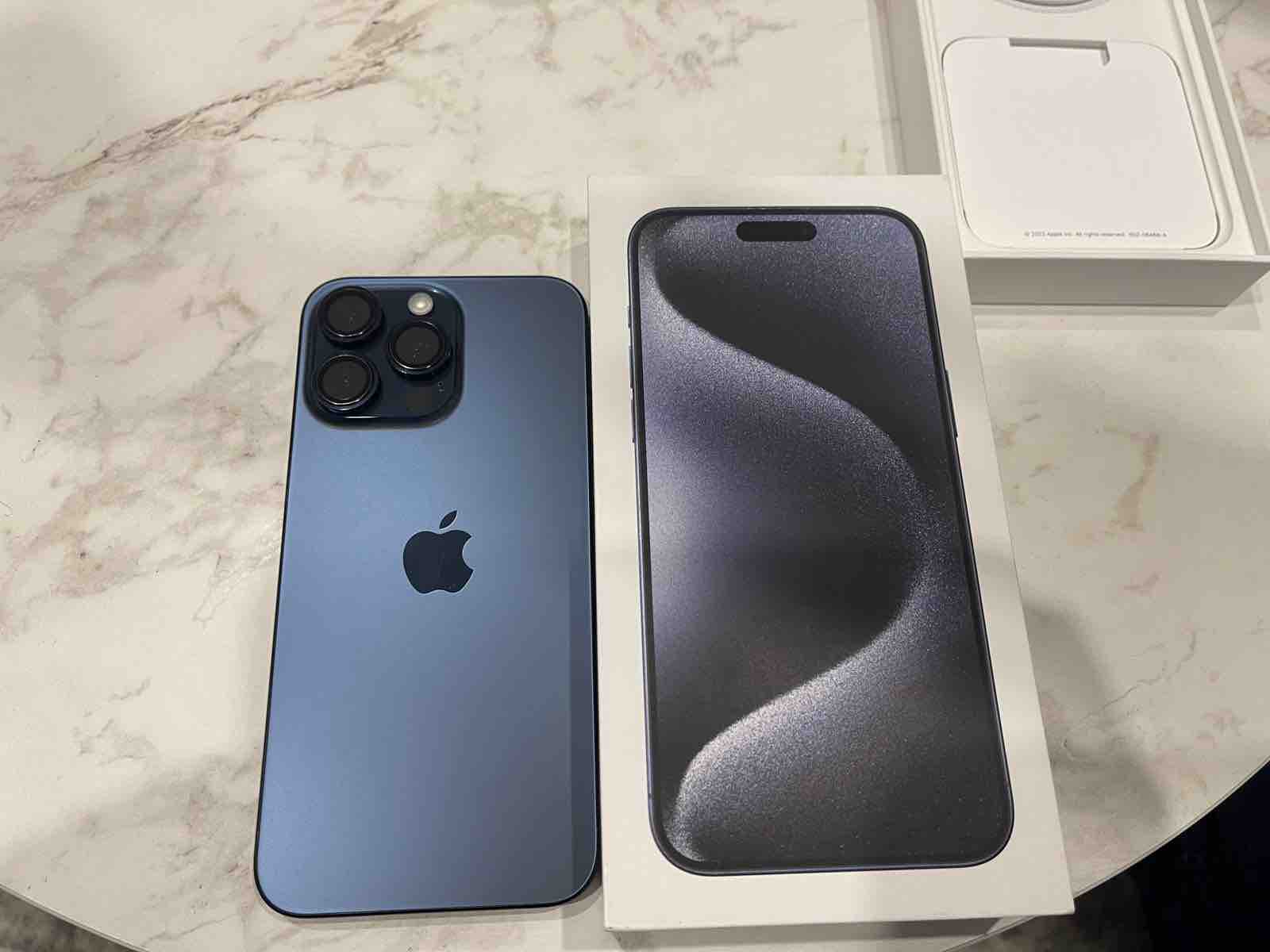 Смартфон Apple iPhone 15 Pro Max 512Gb Blue Titanium - отзывы покупателей  на Мегамаркет | 100060024523