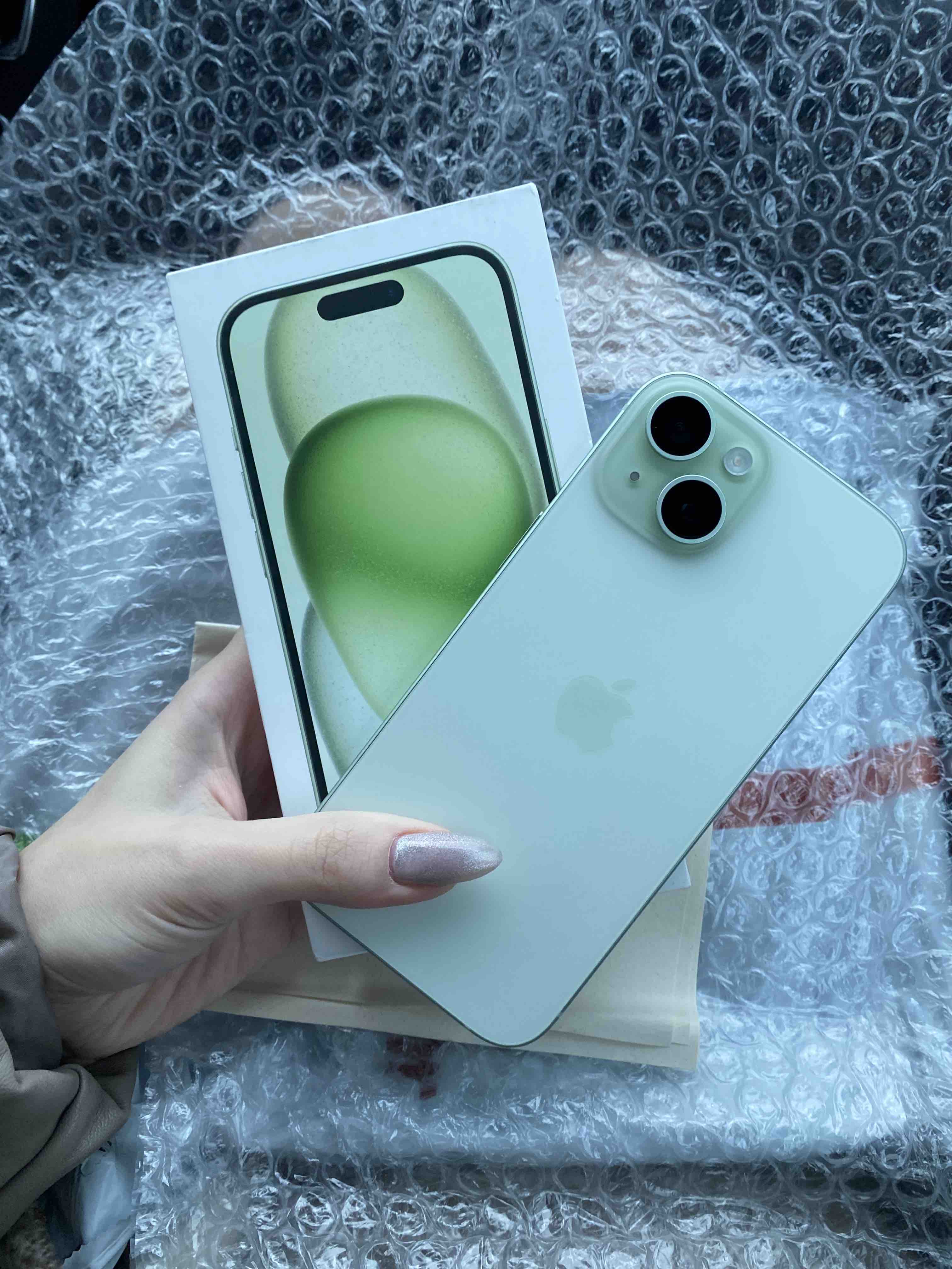 смартфон apple iphone 15 256gb green (dual sim)