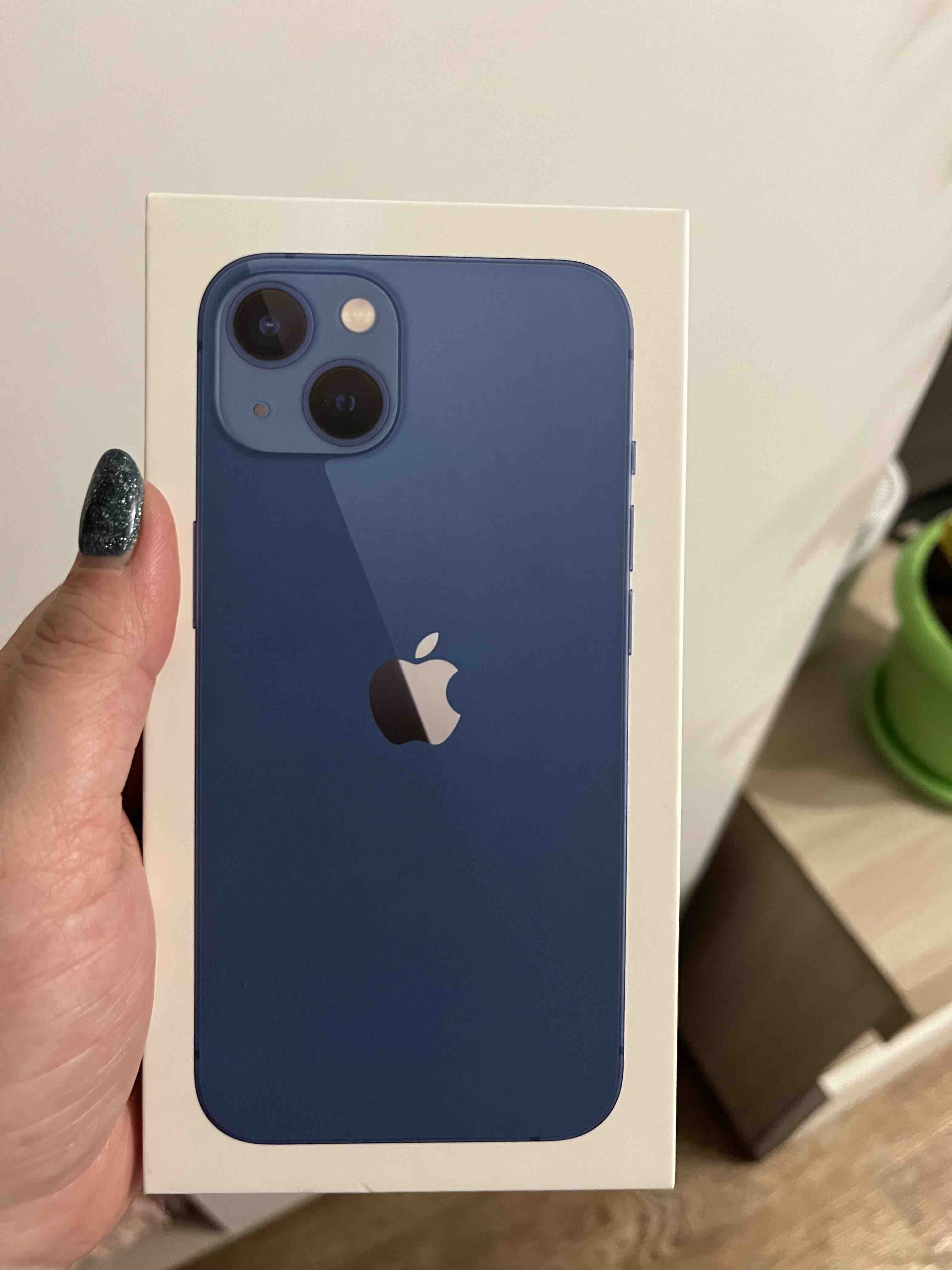 Смартфон Apple iPhone 13 128GB Blue 2 SIM - отзывы покупателей на  маркетплейсе Мегамаркет | Артикул: 100048518346