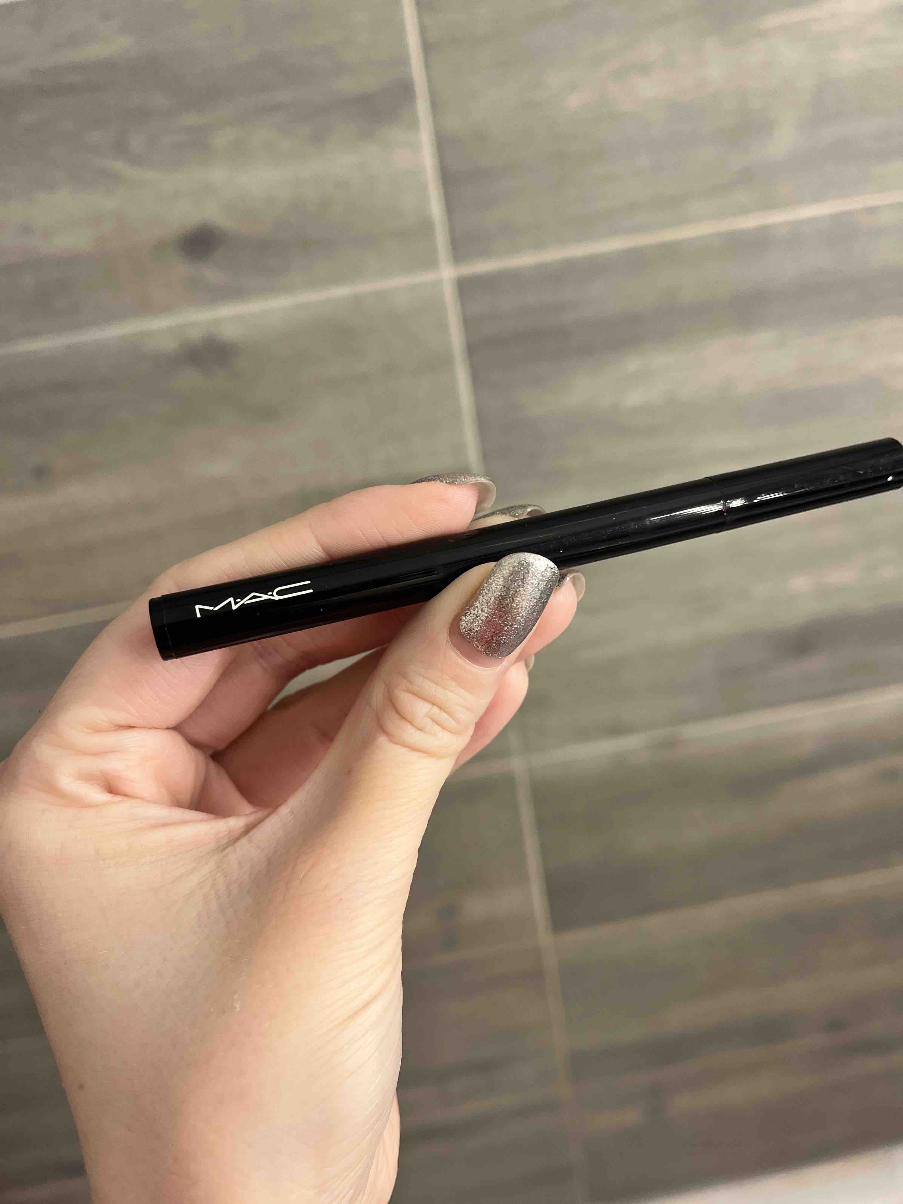 Подводка для глаз MAC Brushstroke 24-Hour Liner тон Brushblack 0,67 г -  отзывы покупателей на Мегамаркет | подводки для глаз