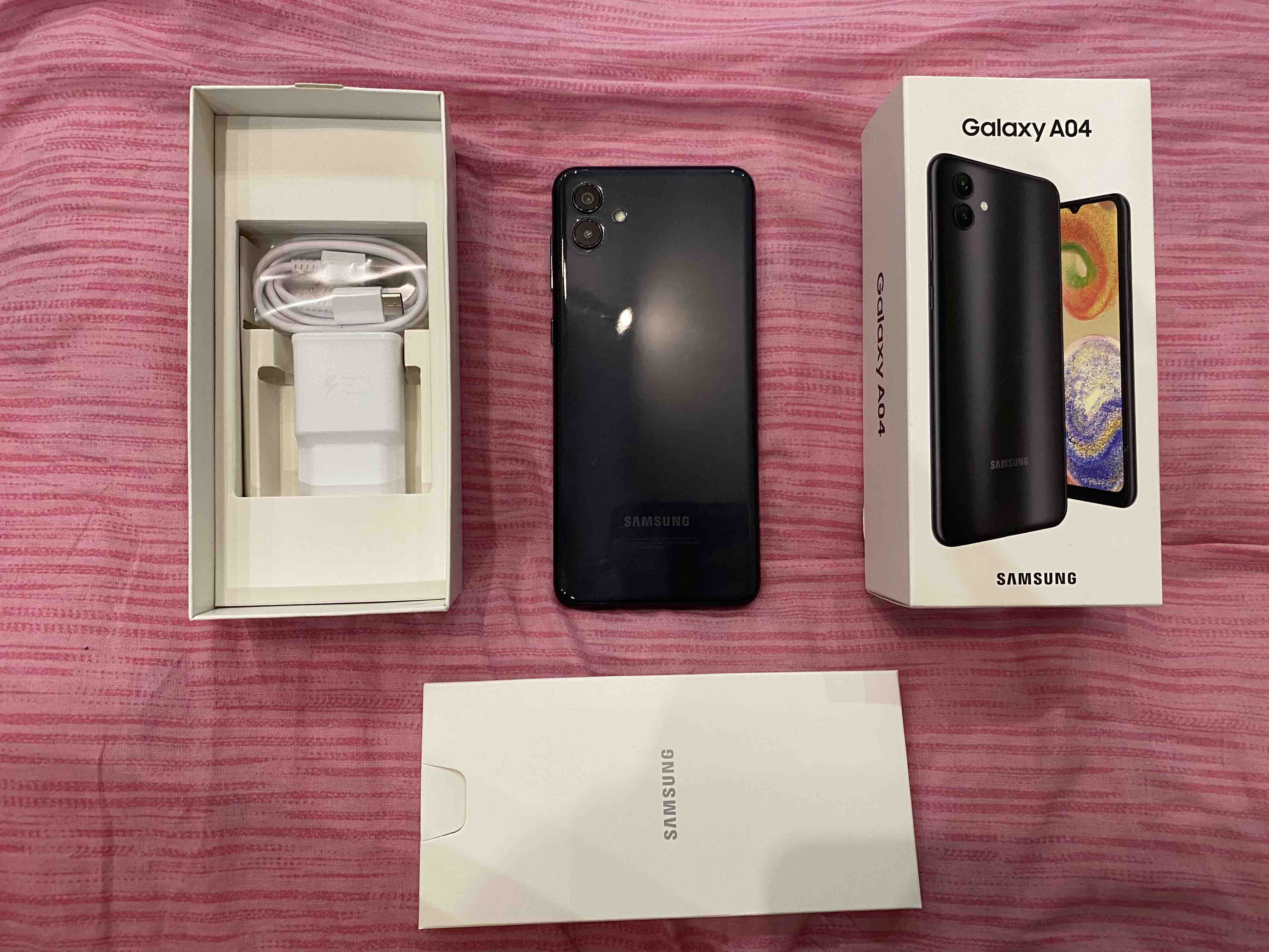 Смартфон Samsung Galaxy A04 4/64Gb Black (Global) - отзывы покупателей на  маркетплейсе Мегамаркет | Артикул: 100044868366