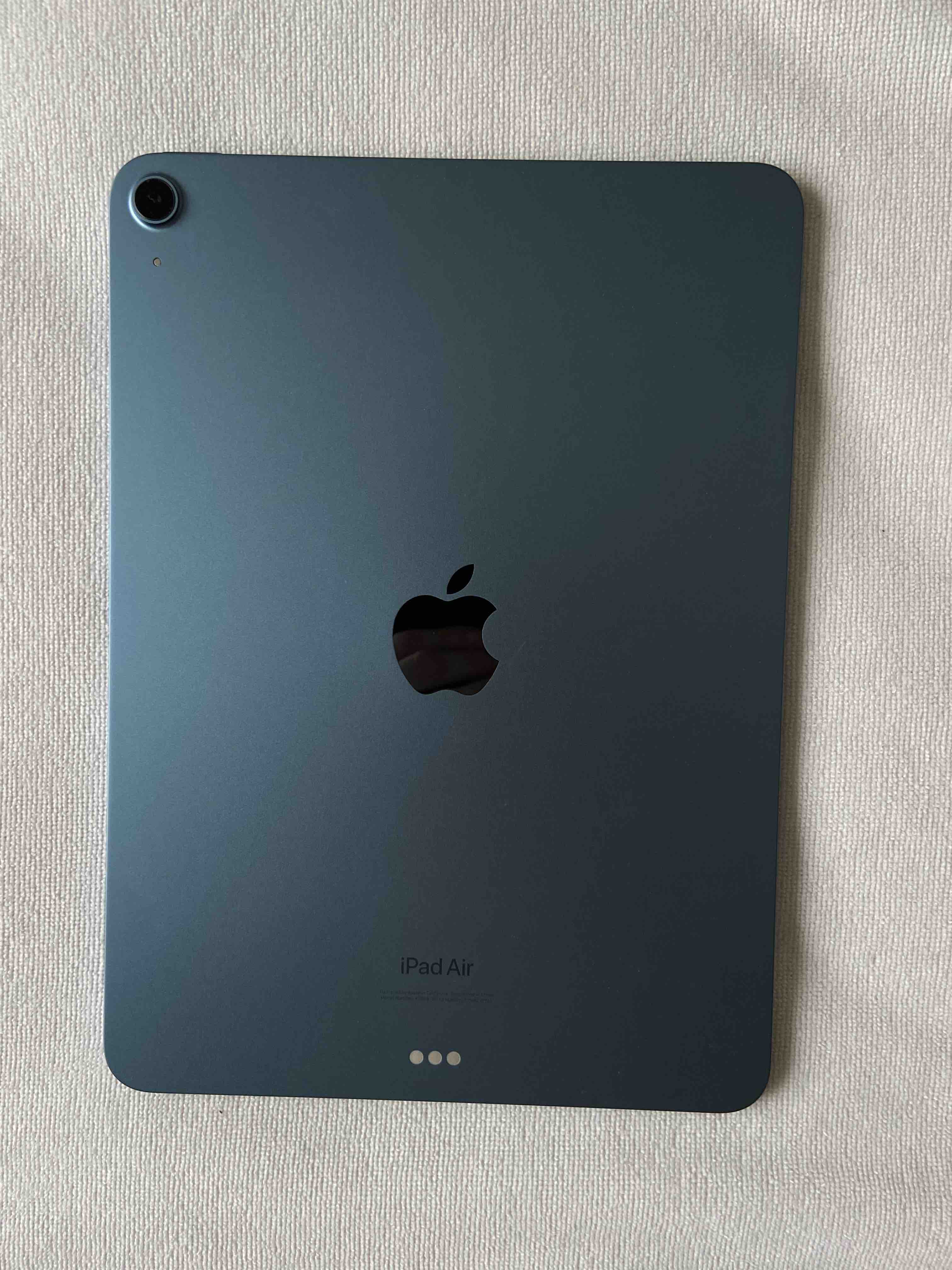 Планшет Apple iPad Air 2022 64 GB Wi-Fi Blue (MM9E3), купить в Москве, цены  в интернет-магазинах на Мегамаркет