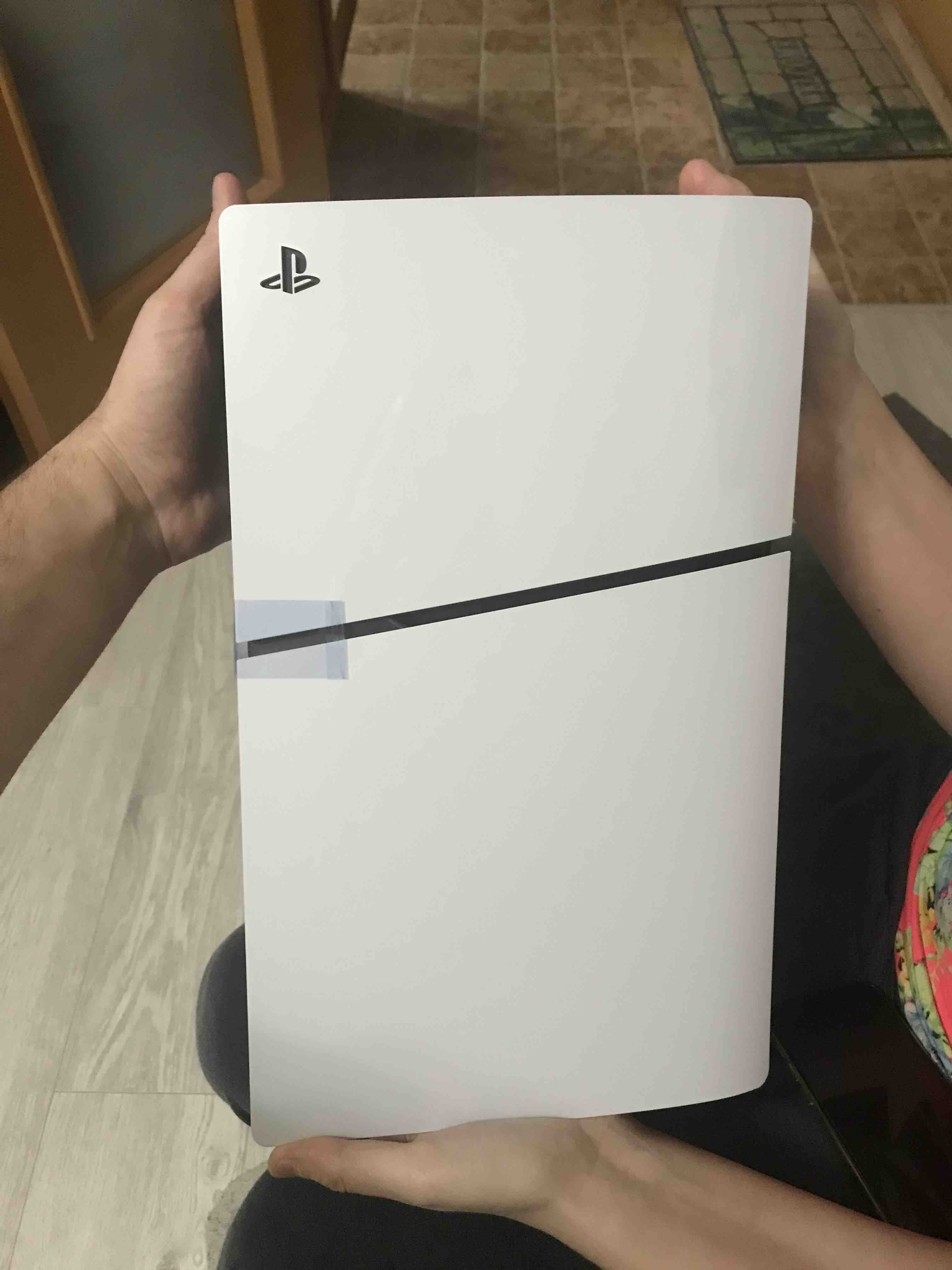 Игровая приставка Sony Playstation PS5 Slim disc, 1 ТБ, CFI-2000A - отзывы  покупателей на маркетплейсе Мегамаркет | Артикул: 100062408439