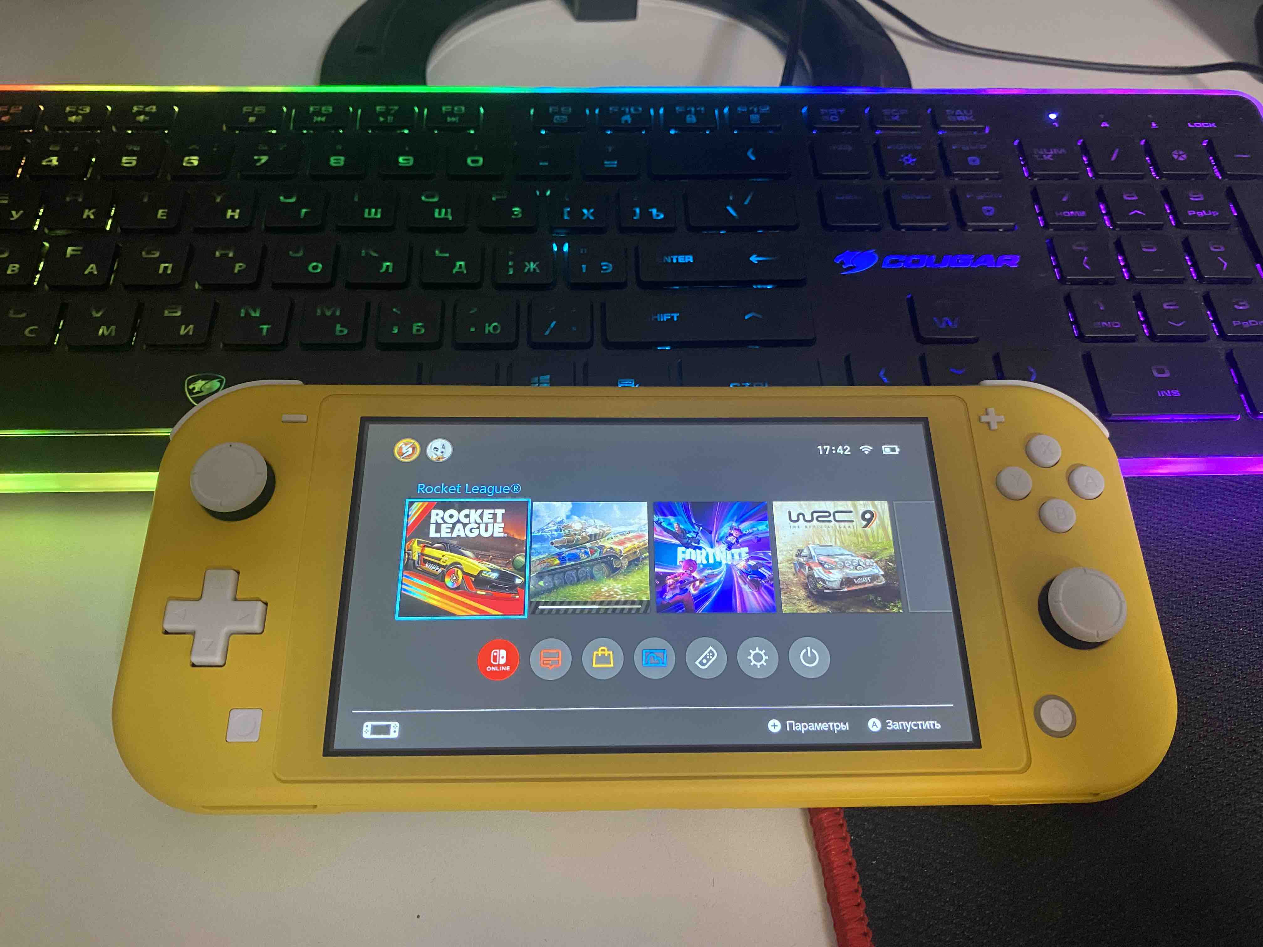 Игровая консоль Nintendo Switch Lite Yellow - отзывы покупателей на  маркетплейсе Мегамаркет | Артикул: 100024973226