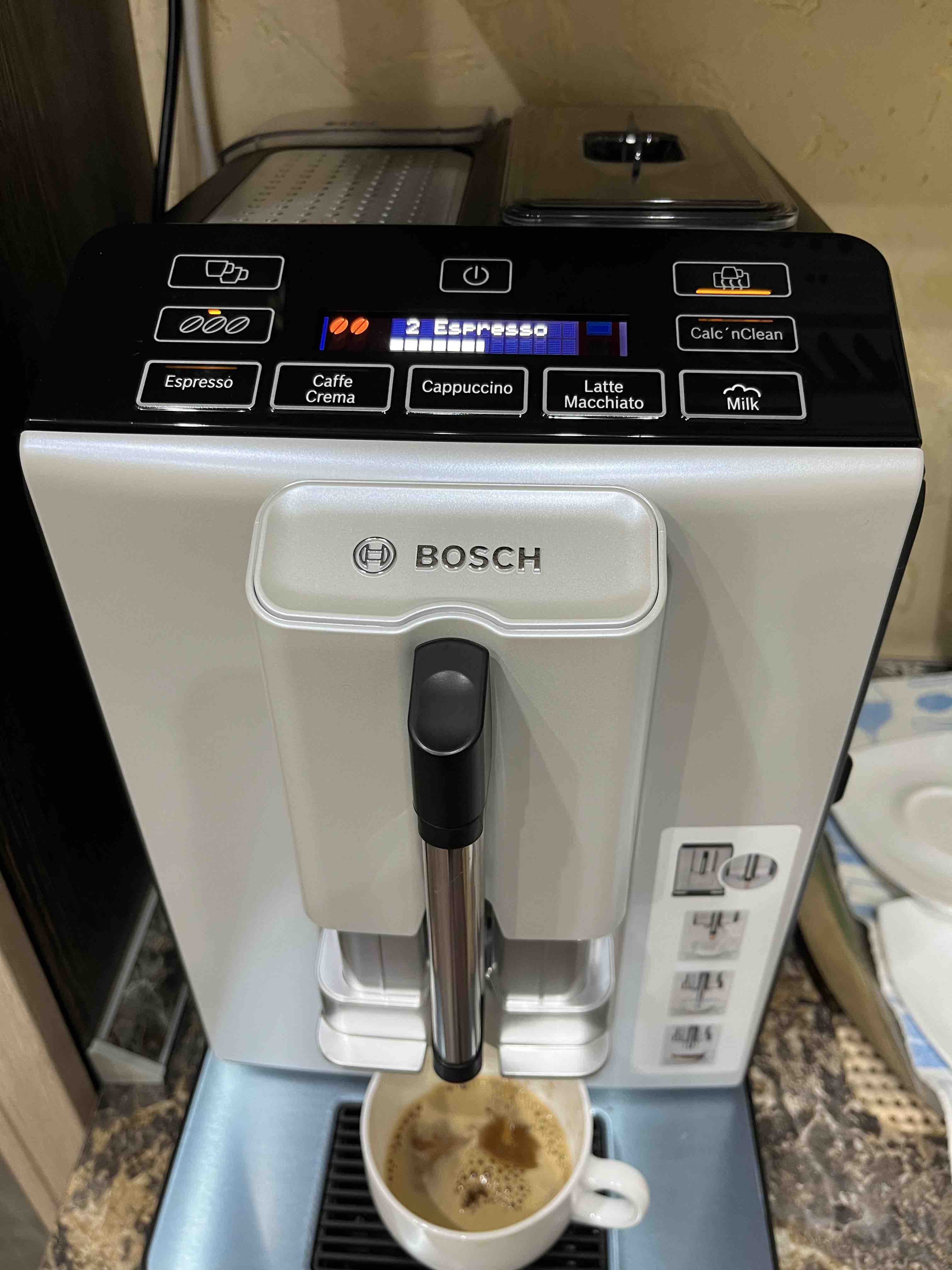 Кофемашина автоматическая Bosch VeroCup 300 TIS30321RW - отзывы покупателей  на маркетплейсе Мегамаркет | Артикул: 100023478226