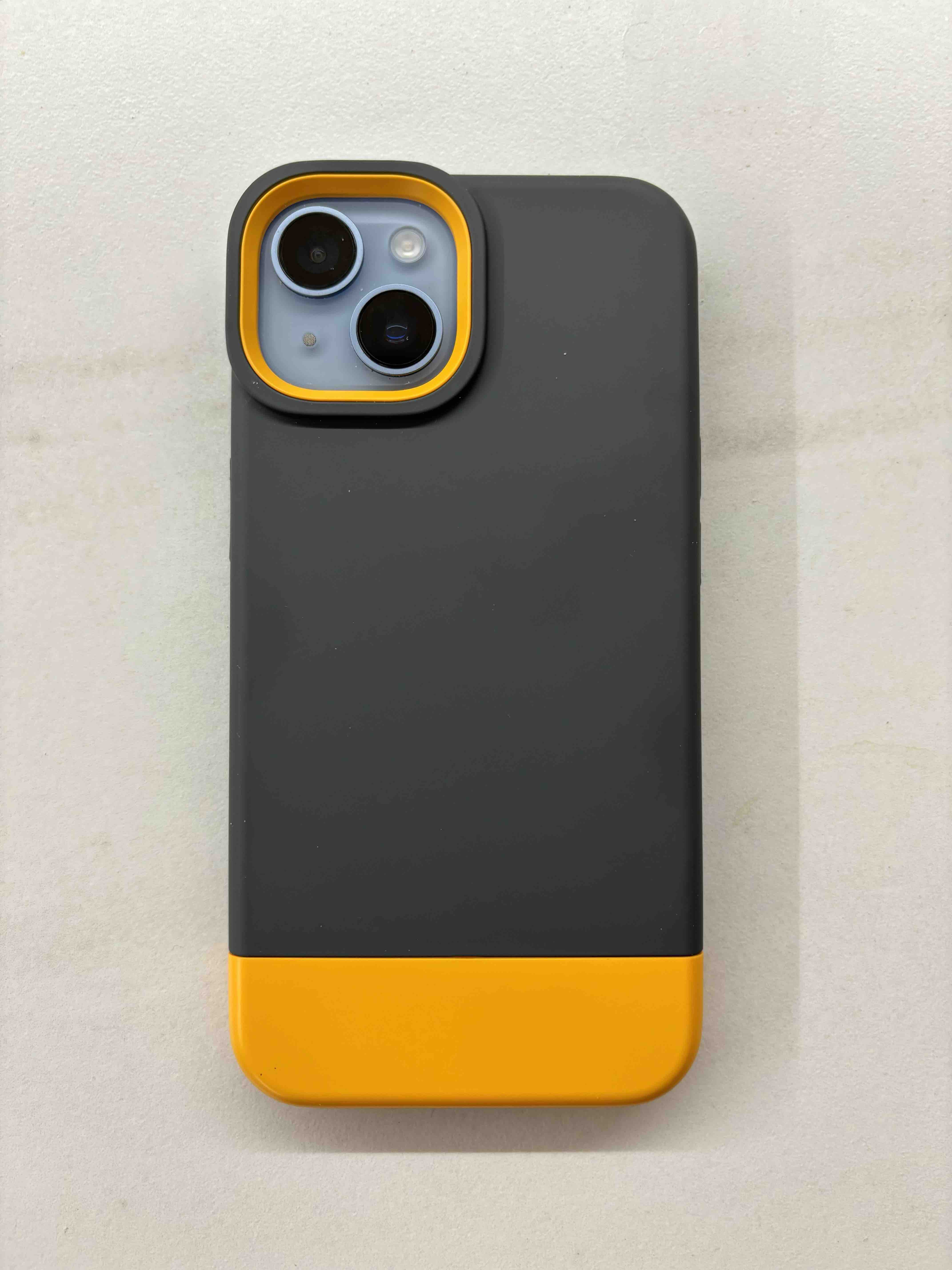 Чехол Elago для iPhone 14 Dark Grey/Yellow – купить в Москве, цены в  интернет-магазинах на Мегамаркет