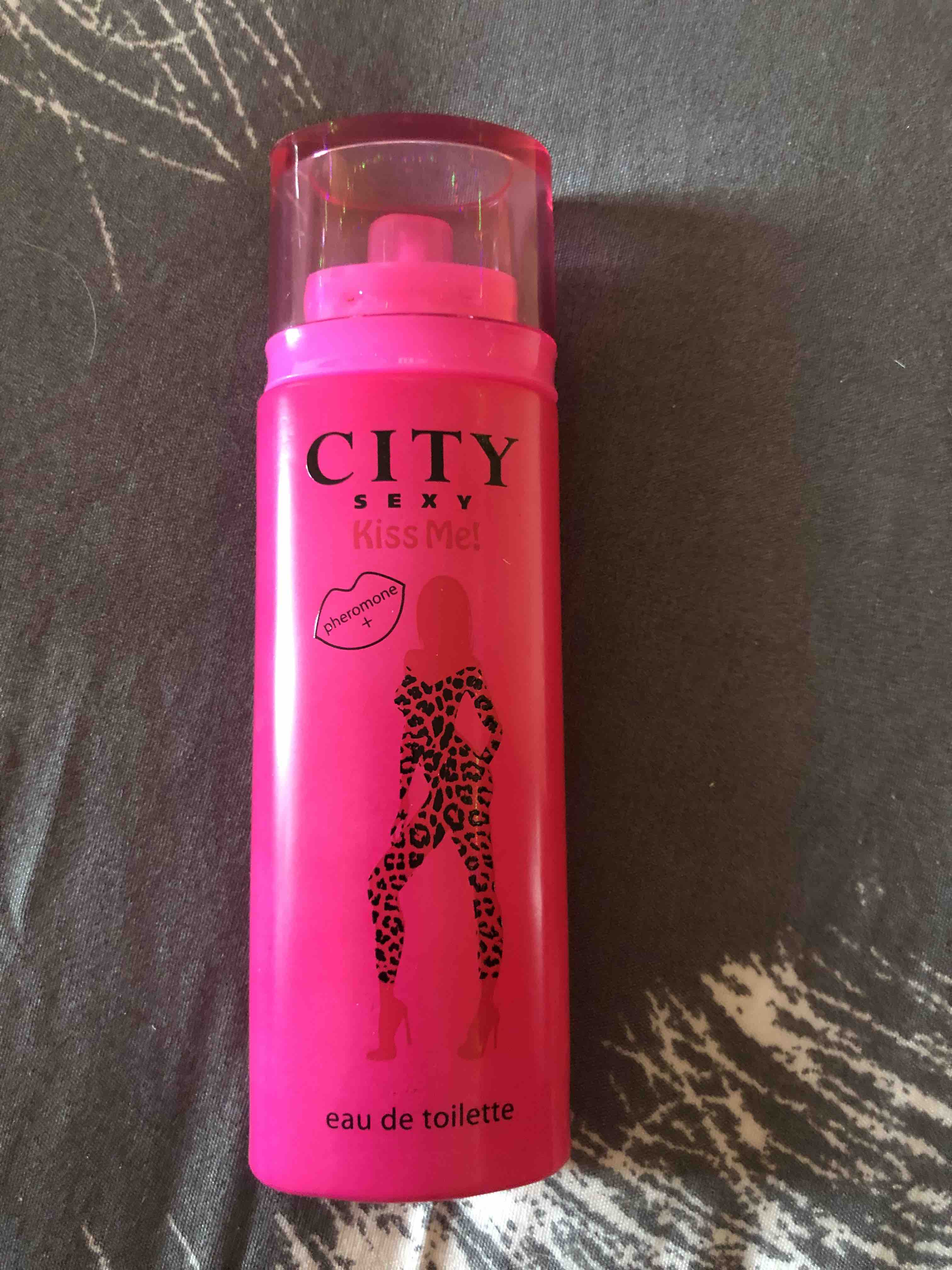 Купить аромат City Sexy Kiss Me City Parfum ТВ 60 мл, цены на Мегамаркет |  Артикул: 600004625541