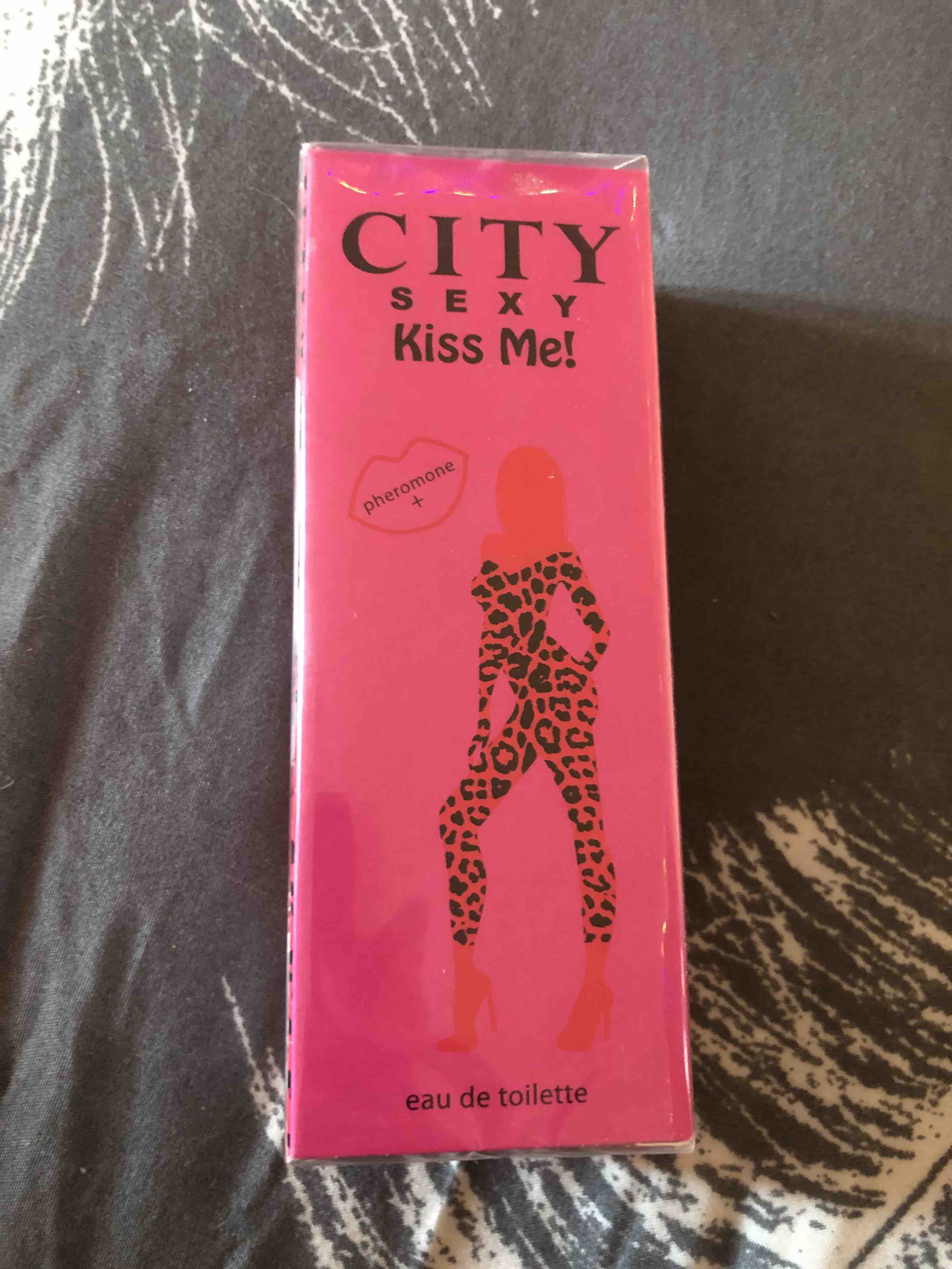 Аромат City Sexy Kiss Me City Parfum ТВ 60 мл - отзывы покупателей на  Мегамаркет | женская парфюмерия 2001010599