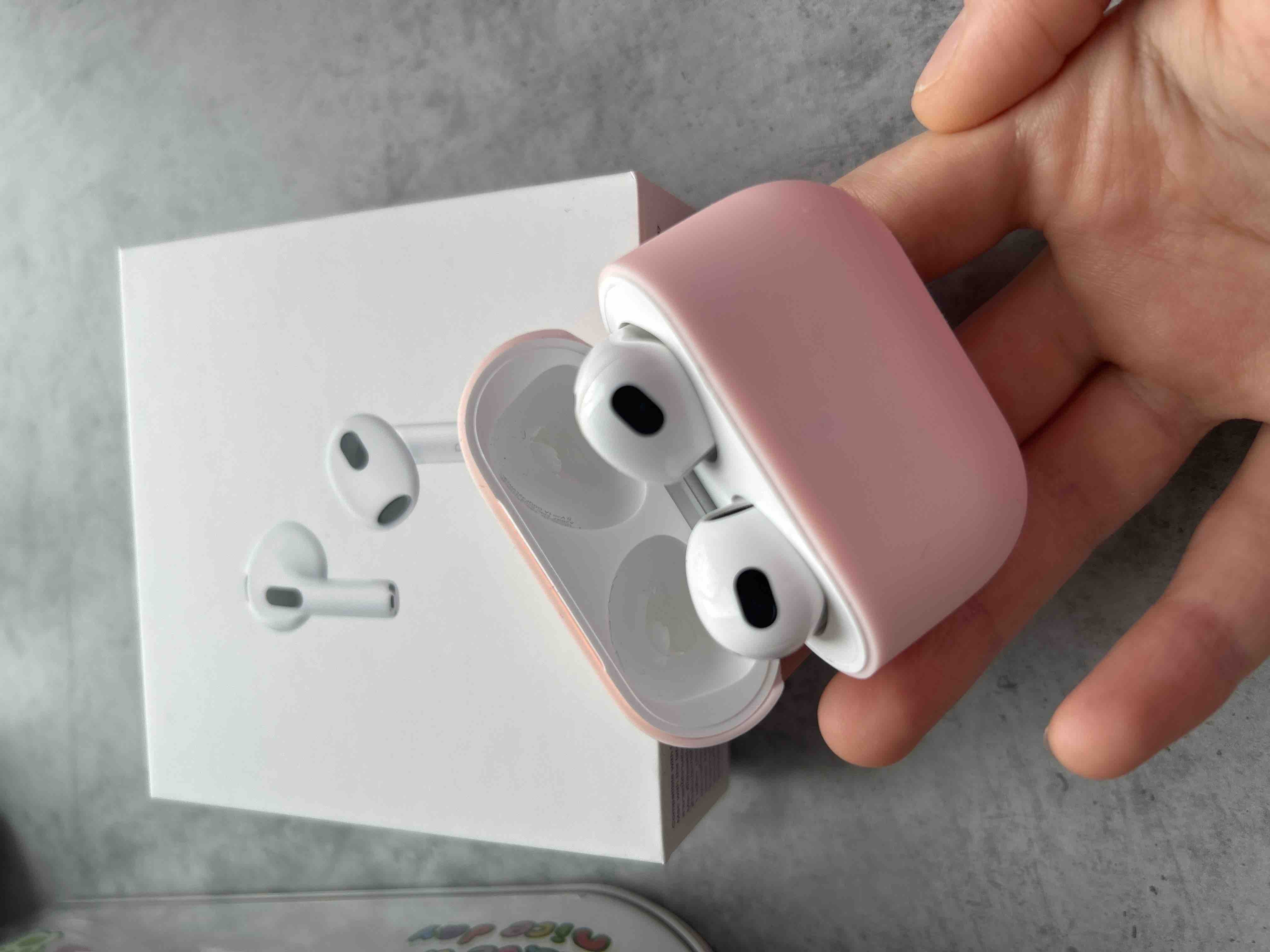 Беспроводные наушники Apple AirPods 3 with Lightning Charging Case White -  отзывы покупателей на маркетплейсе Мегамаркет | Артикул: 100029544857