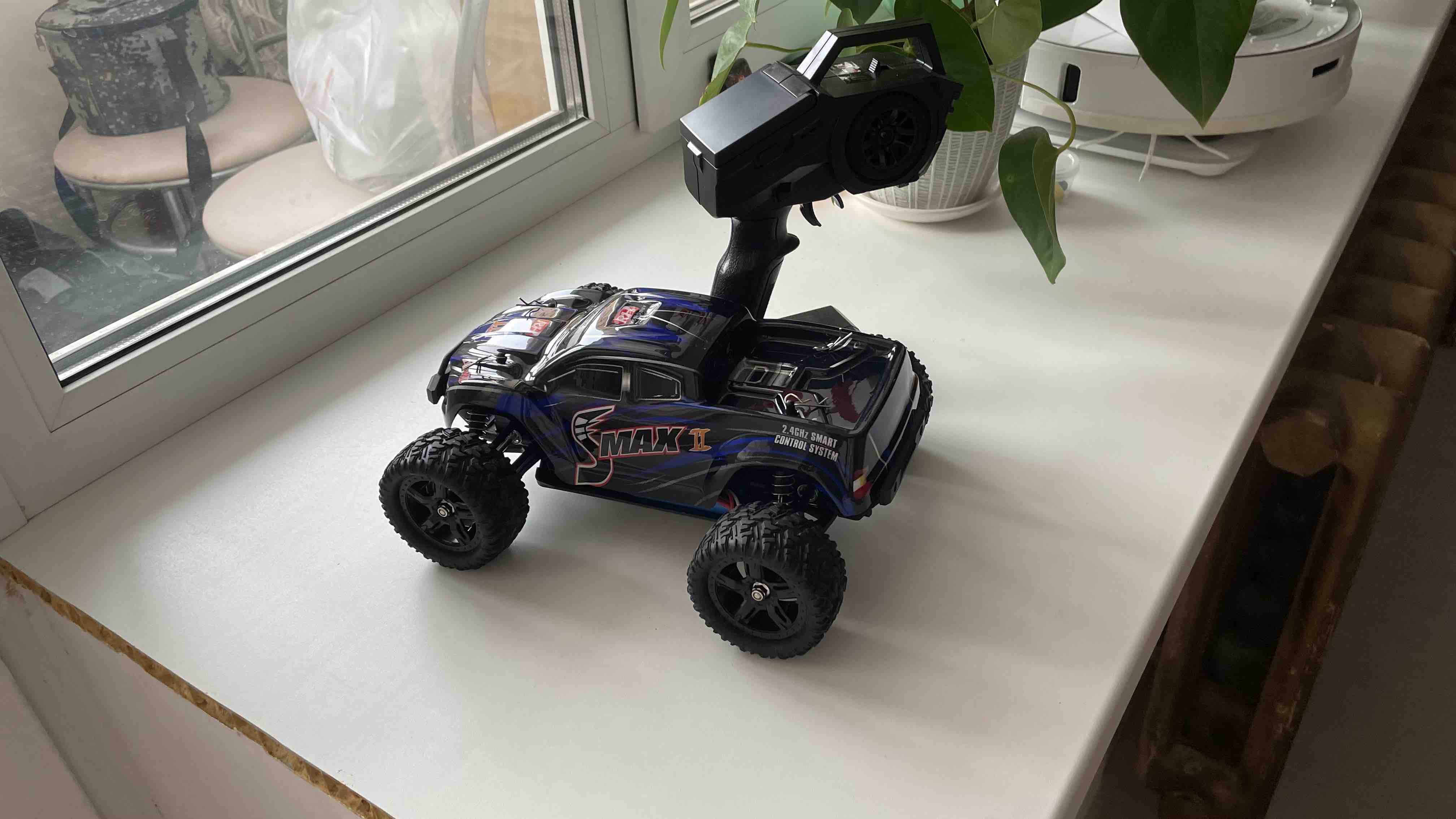 Купить радиоуправляемый монстр Remo Hobby Smax 4WD RTR масштаб 1:16 2.4G -  RH1631 (Синий), цены на Мегамаркет