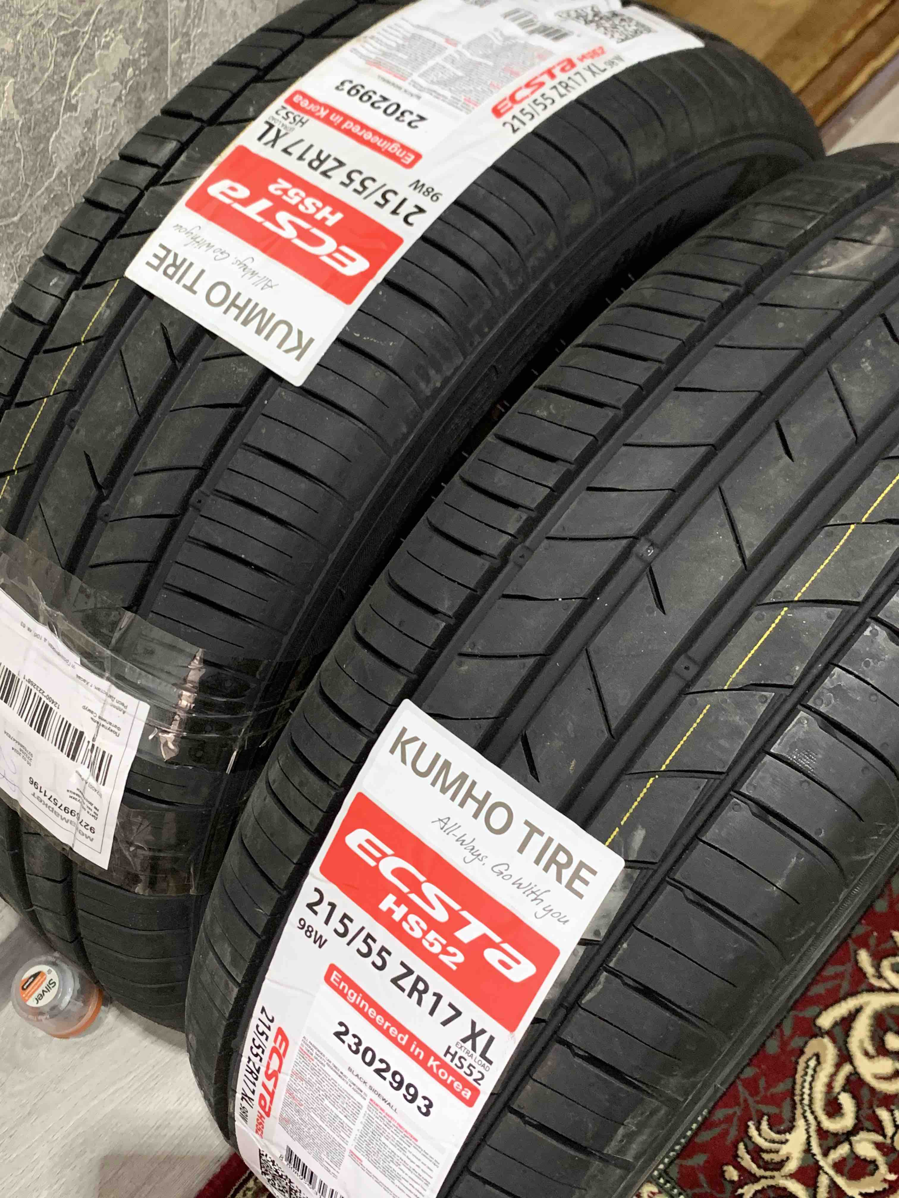 Шины Kumho Ecsta HS52 215/55 R17 98W - отзывы покупателей на Мегамаркет |  100030836346