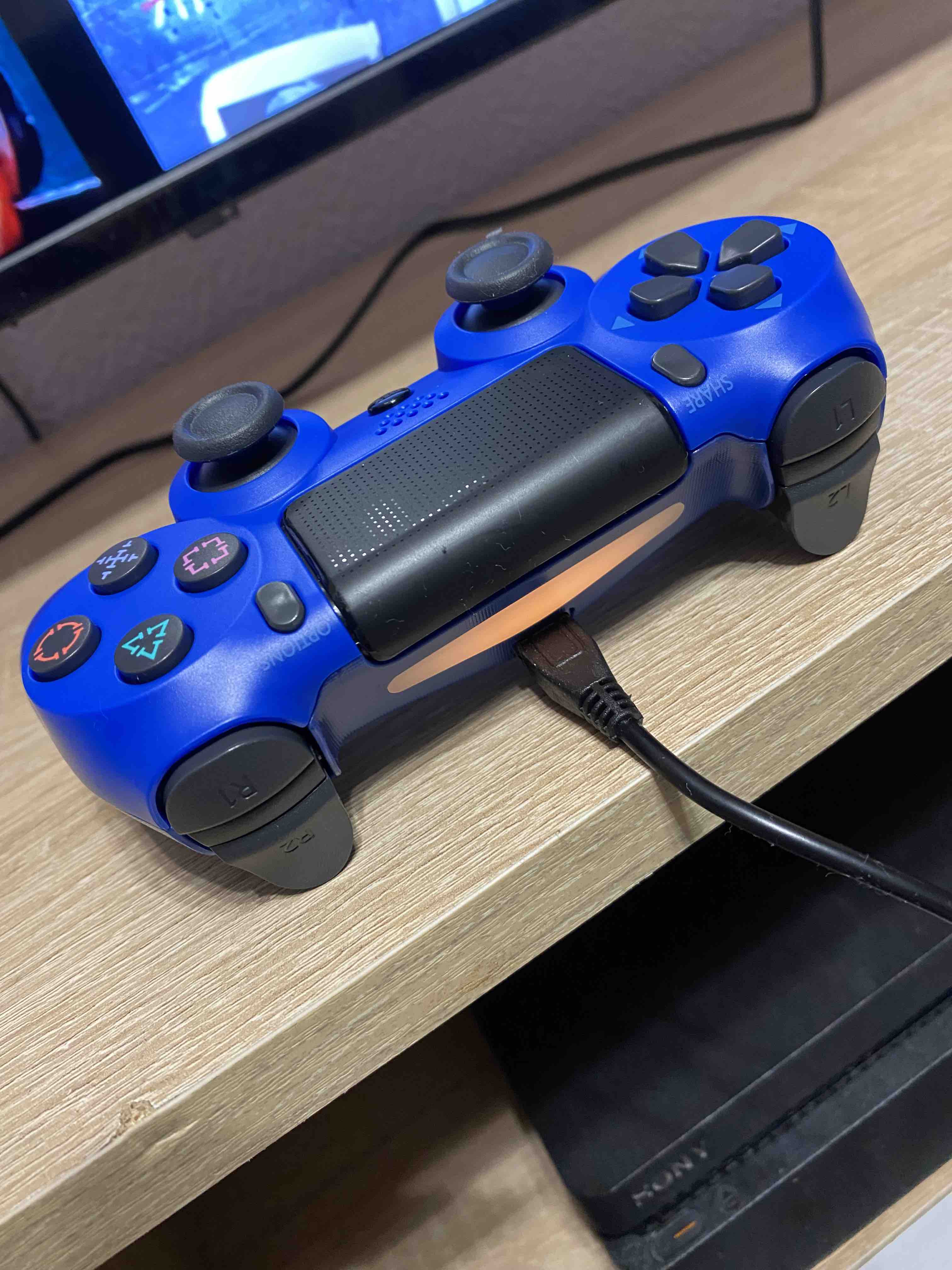 Геймпад Sony DualShock 4 для Playstation 4 Blue (Не оригинал) - отзывы  покупателей на маркетплейсе Мегамаркет | Артикул: 600004932477