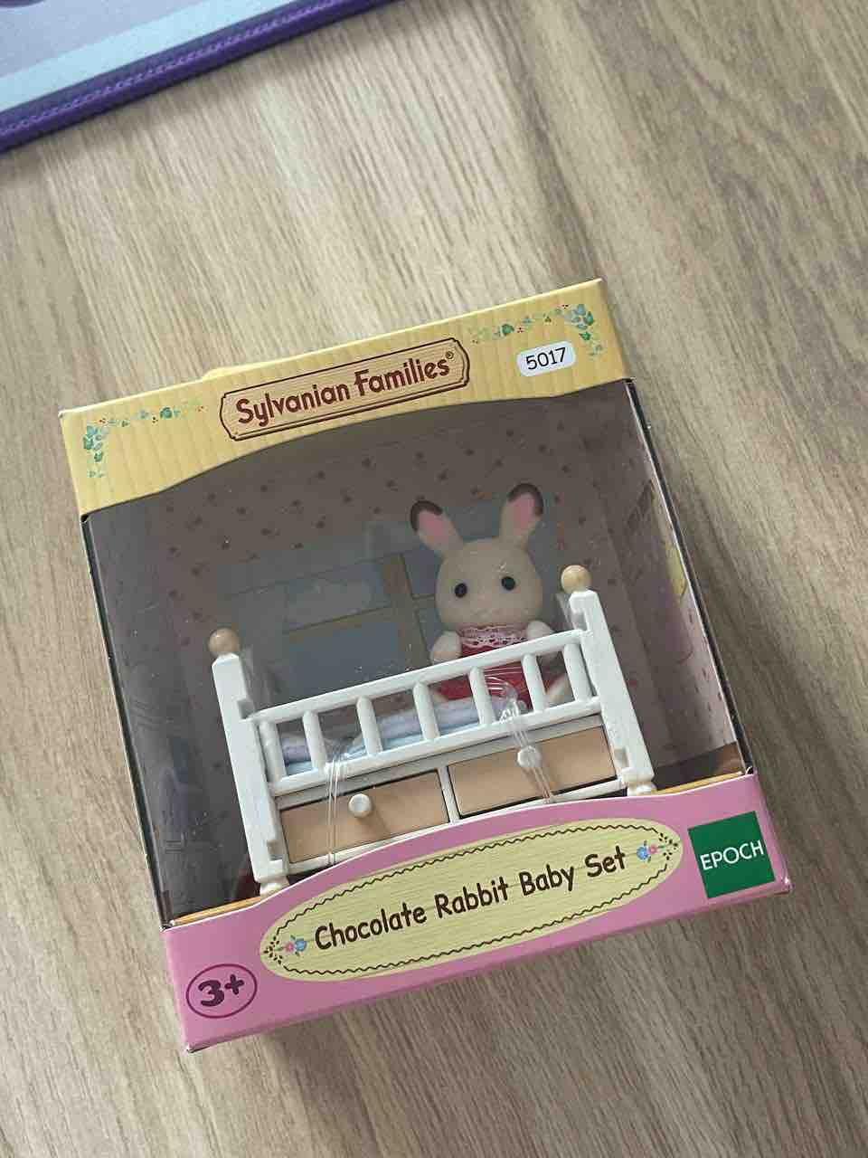 Отзывы о игровой набор Sylvanian Families Малыш и детская кроватка - отзывы  покупателей на Мегамаркет | игровые наборы и фигурки 5017 - 100022936540