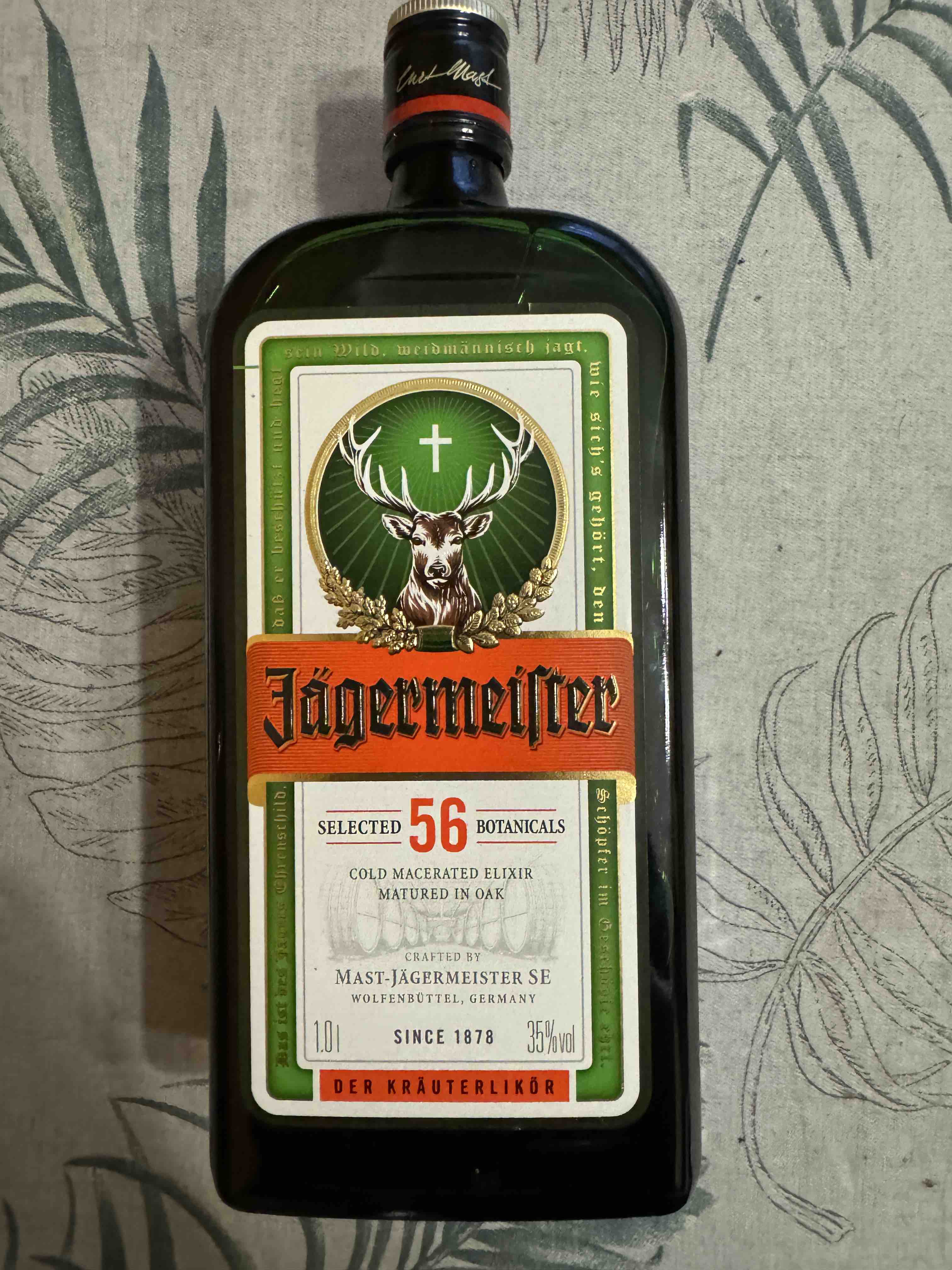 Ликер Jagermeister 1 л - отзывы покупателей на маркетплейсе Мегамаркет |  Артикул: 100028140714