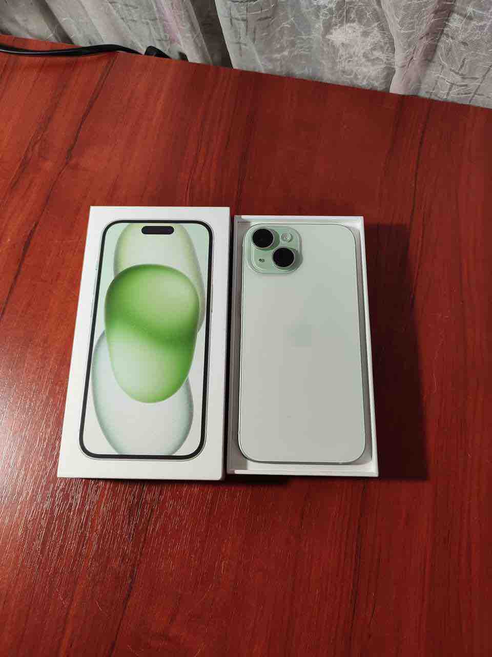 Смартфон Apple iPhone 15 256Gb 2 nano-sim Green - отзывы покупателей на  Мегамаркет | 100060825467