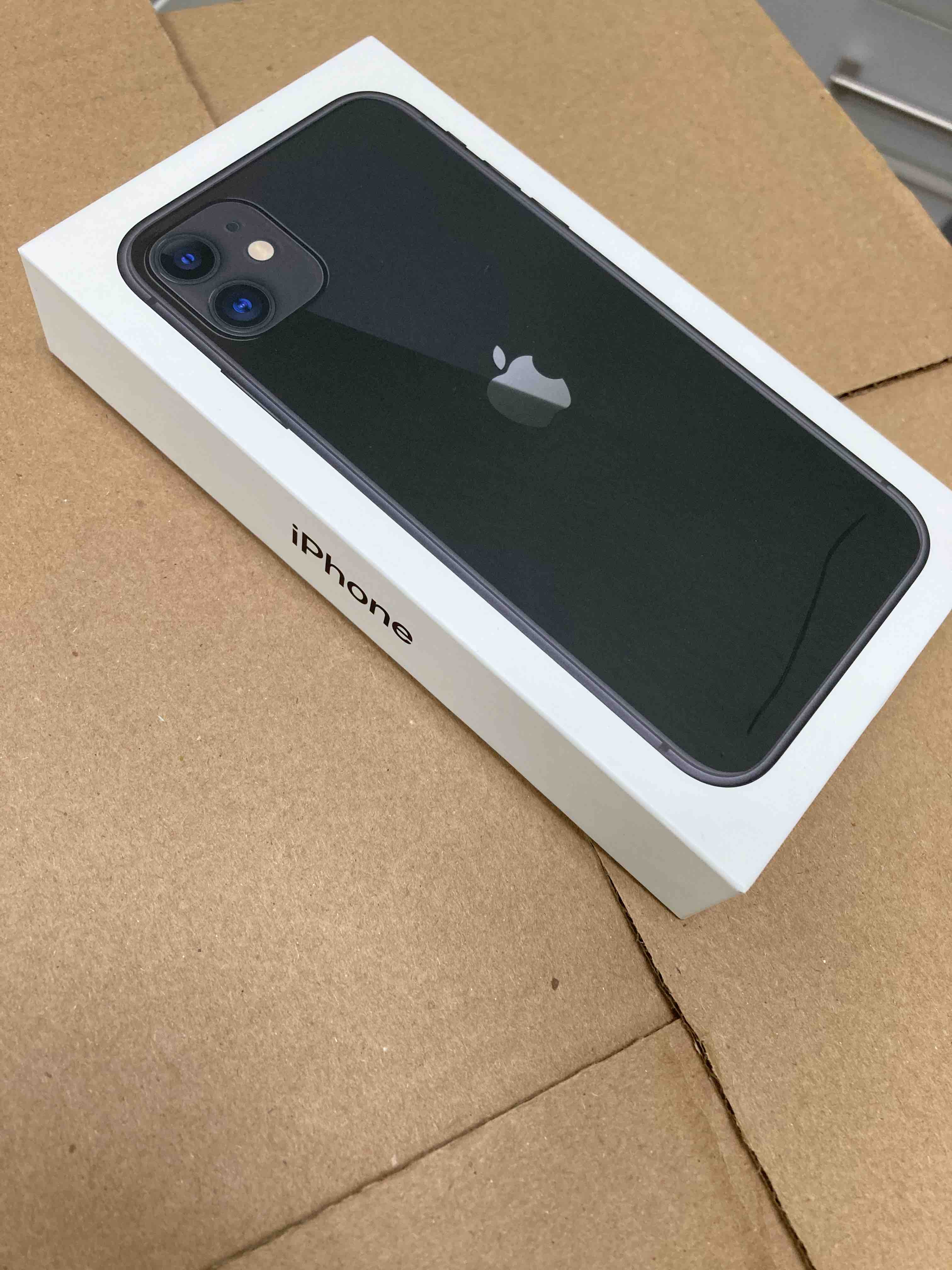 Смартфон Apple iPhone 11 128GB с новой комплектацией Black (MHDH3RU/A) -  отзывы покупателей на маркетплейсе Мегамаркет | Артикул: 100027513621