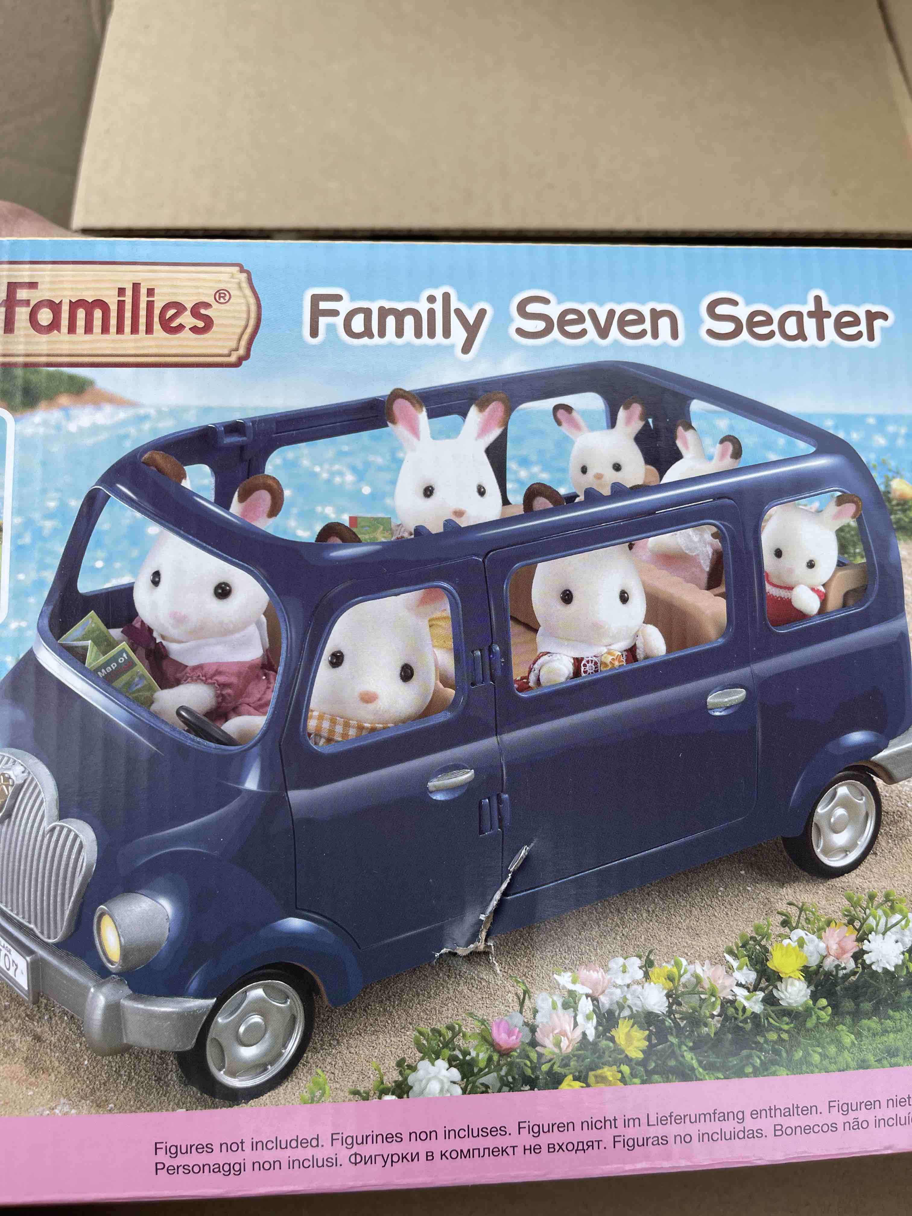 Отзывы о игровой набор Sylvanian Families Семейный автомобиль 7 мест -  отзывы покупателей на Мегамаркет | игровые наборы и фигурки 5274 -  100022936598