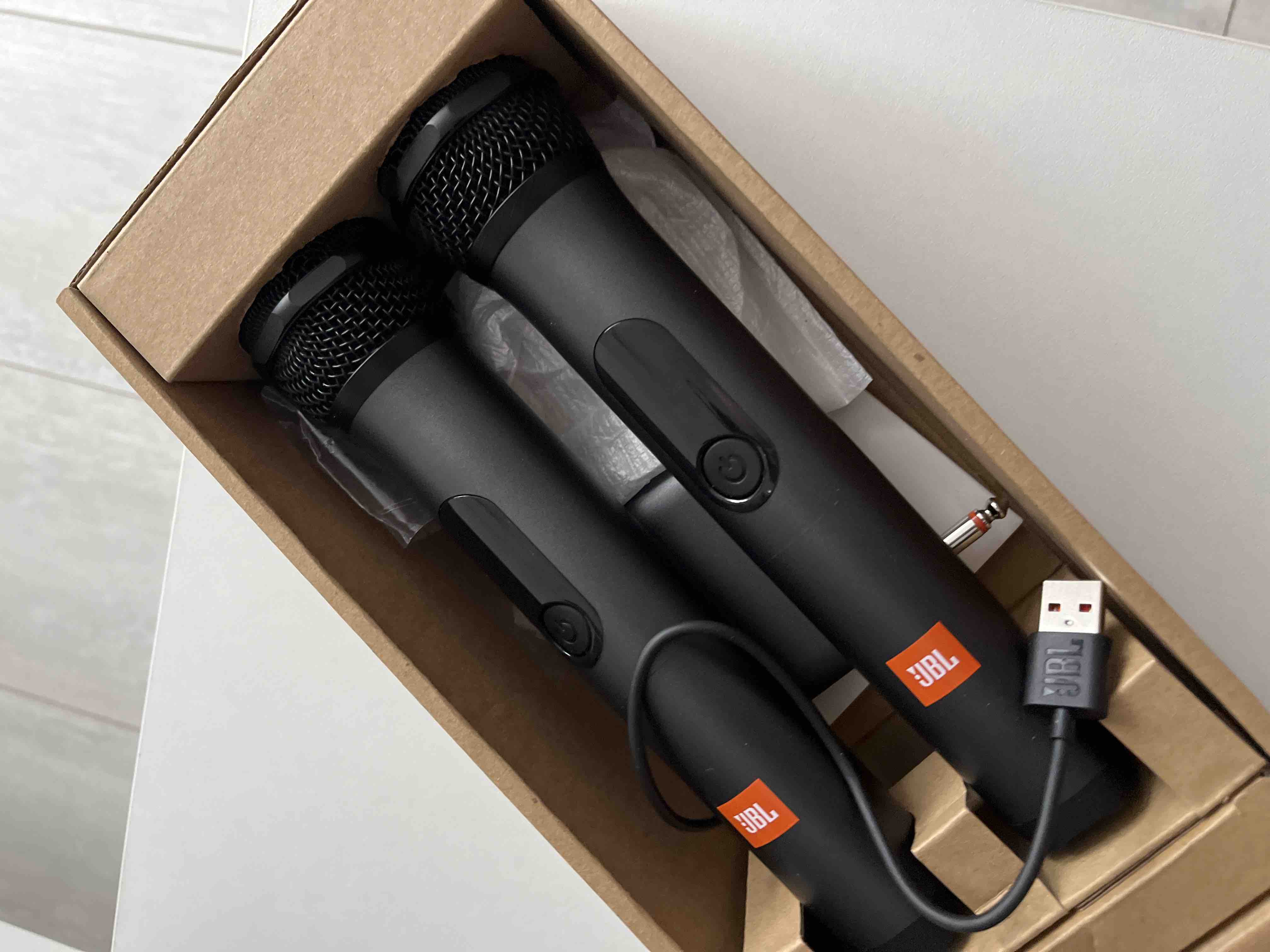 Микрофон JBL Wireless Microphone Set Black (JBLWIRELESSMICRU) - отзывы  покупателей на маркетплейсе Мегамаркет | Артикул: 600005116911