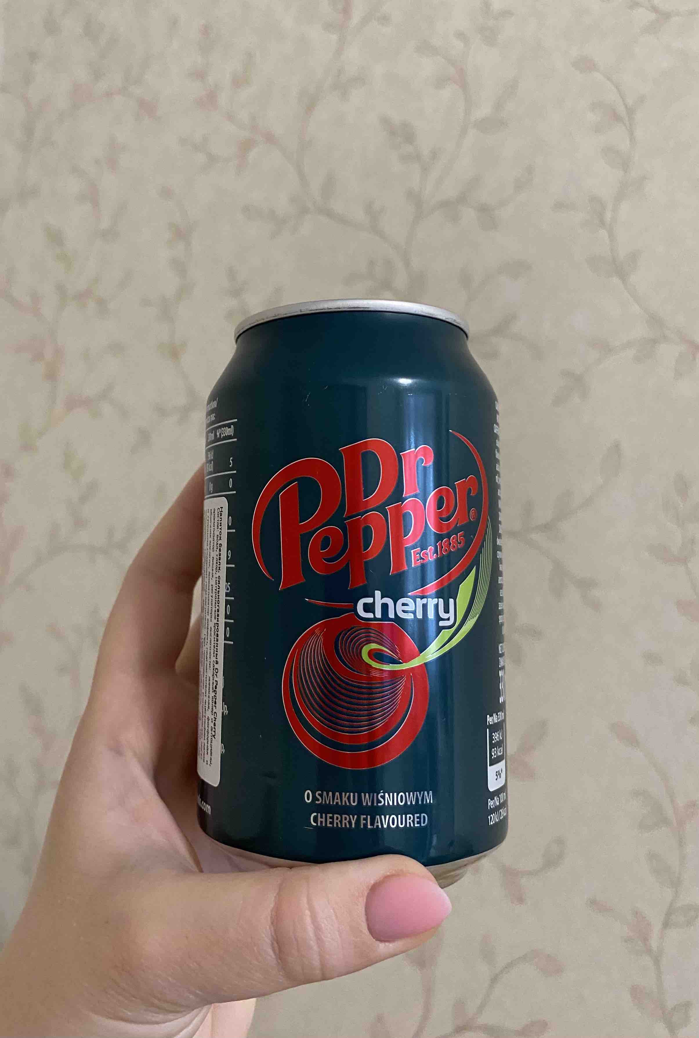 Напиток сильногазированный Dr.Pepper cherry жестяная банка 0.33 л - отзывы  покупателей на маркетплейсе Мегамаркет | Артикул: 100023688407