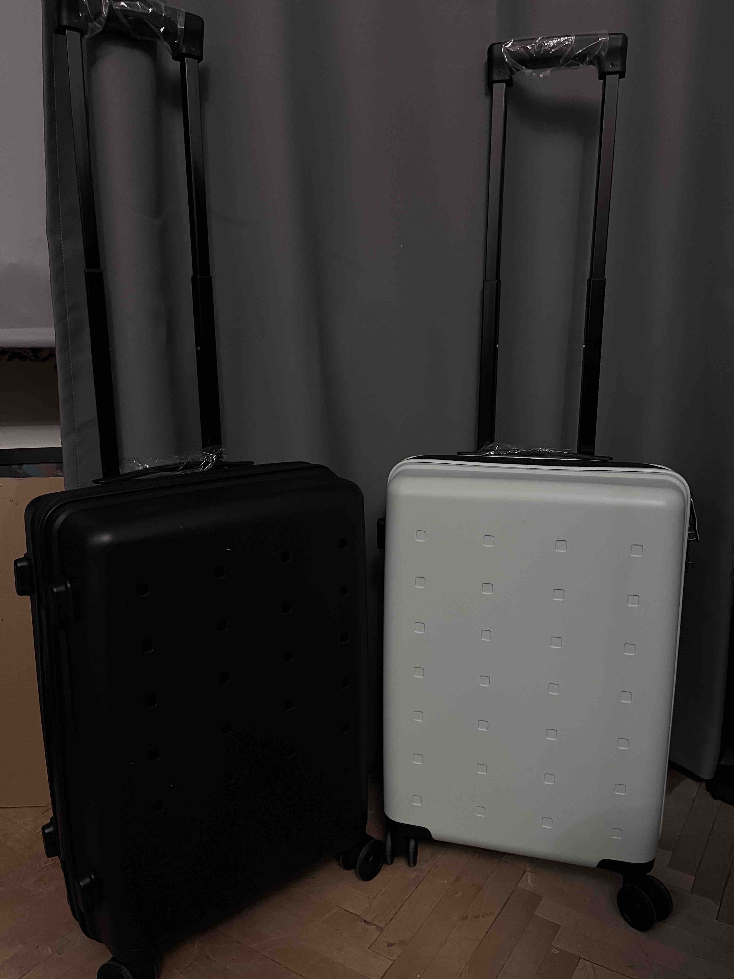 Чемодан Xiaomi SUITCASE синий S - отзывы покупателей на Мегамаркет |  600001549121